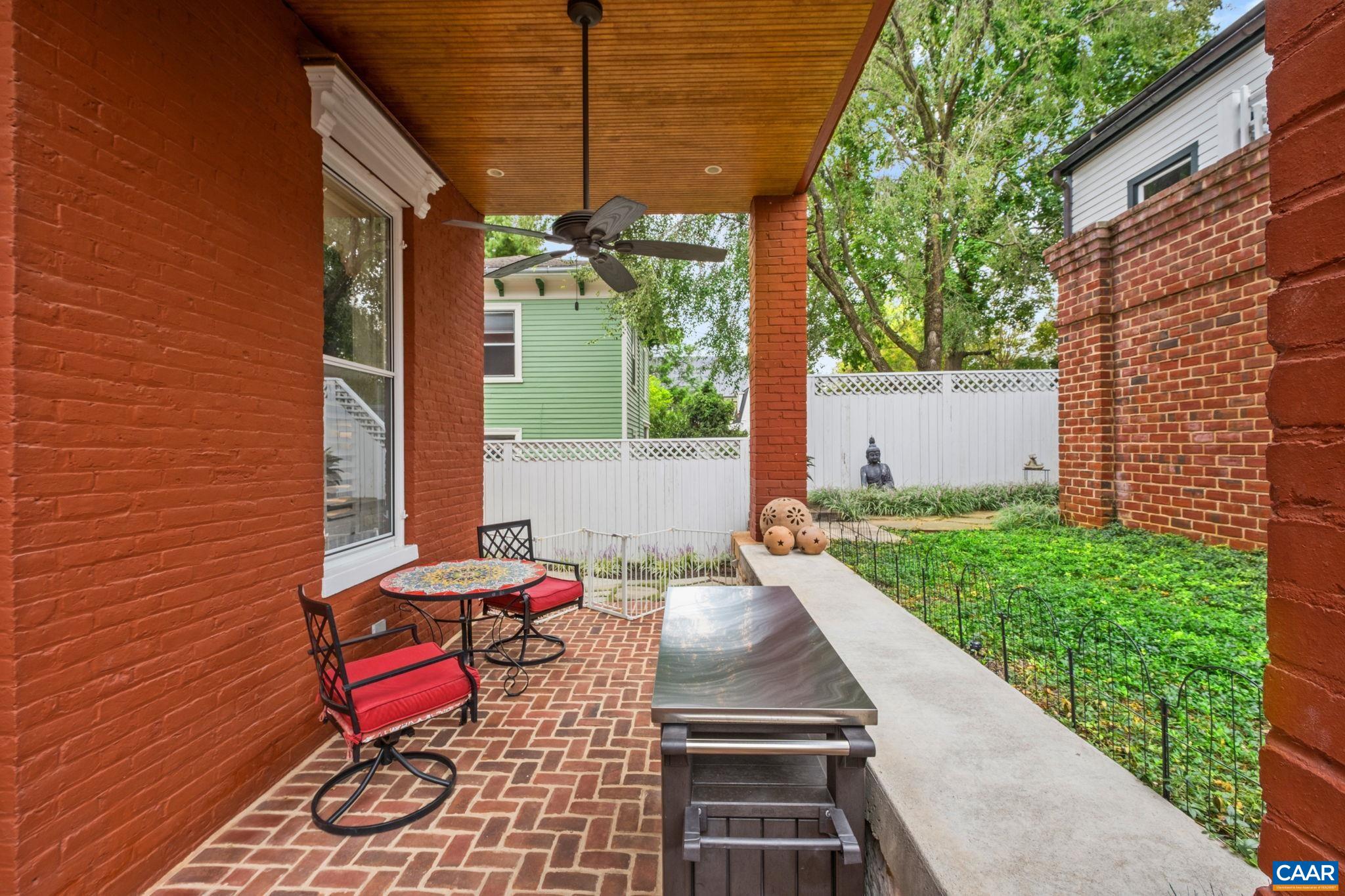 104 CHURCH ST, STAUNTON, Virginia 24401, 4 Bedrooms Bedrooms, ,3 BathroomsBathrooms,Residential,104 CHURCH ST,681962 MLS # 681962