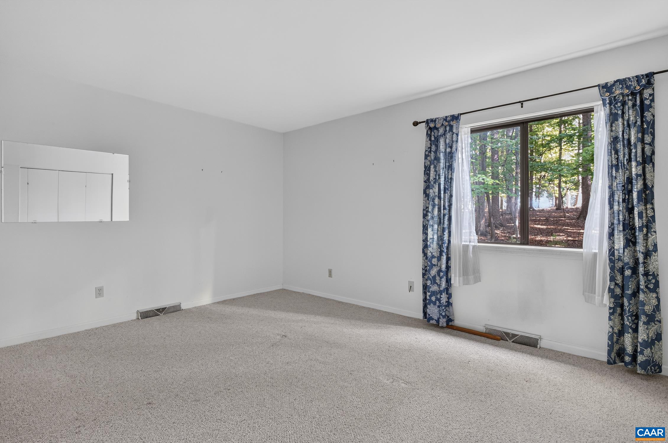 41 OAK GROVE DR, PALMYRA, Virginia 22963, 3 Bedrooms Bedrooms, ,2 BathroomsBathrooms,Residential,41 OAK GROVE DR,681975 MLS # 681975 41 OAK GROVE DR, PALMYRA, Virginia 22963, 3 Bedrooms Bedrooms, ,2 BathroomsBathrooms,Residential,41 OAK GROVE DR,681975 MLS # 681975