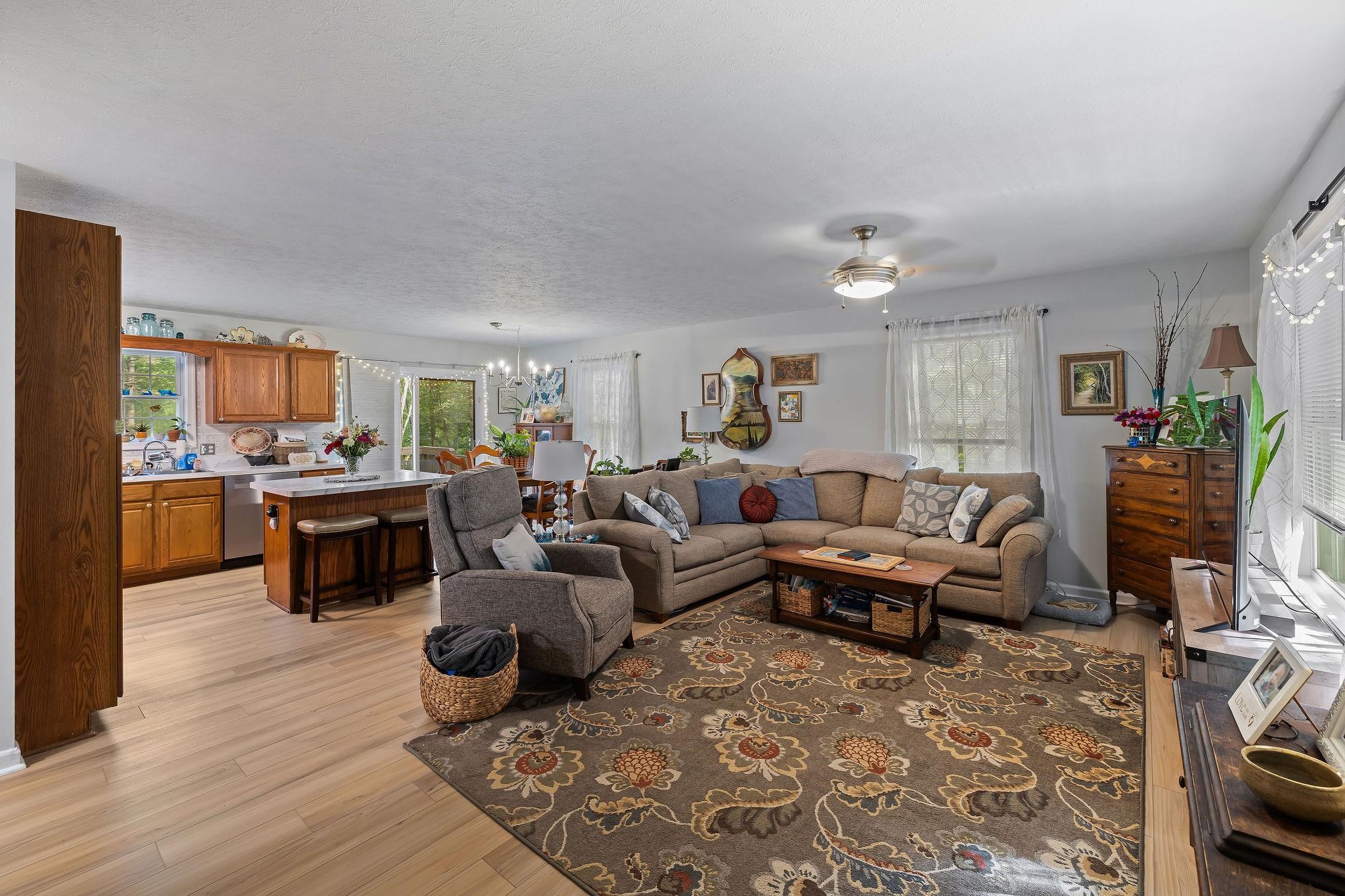 567 BASSWOOD LN, MOUNT JACKSON, Virginia 22842, 3 Bedrooms Bedrooms, ,2 BathroomsBathrooms,Residential,567 BASSWOOD LN,681976 MLS # 681976