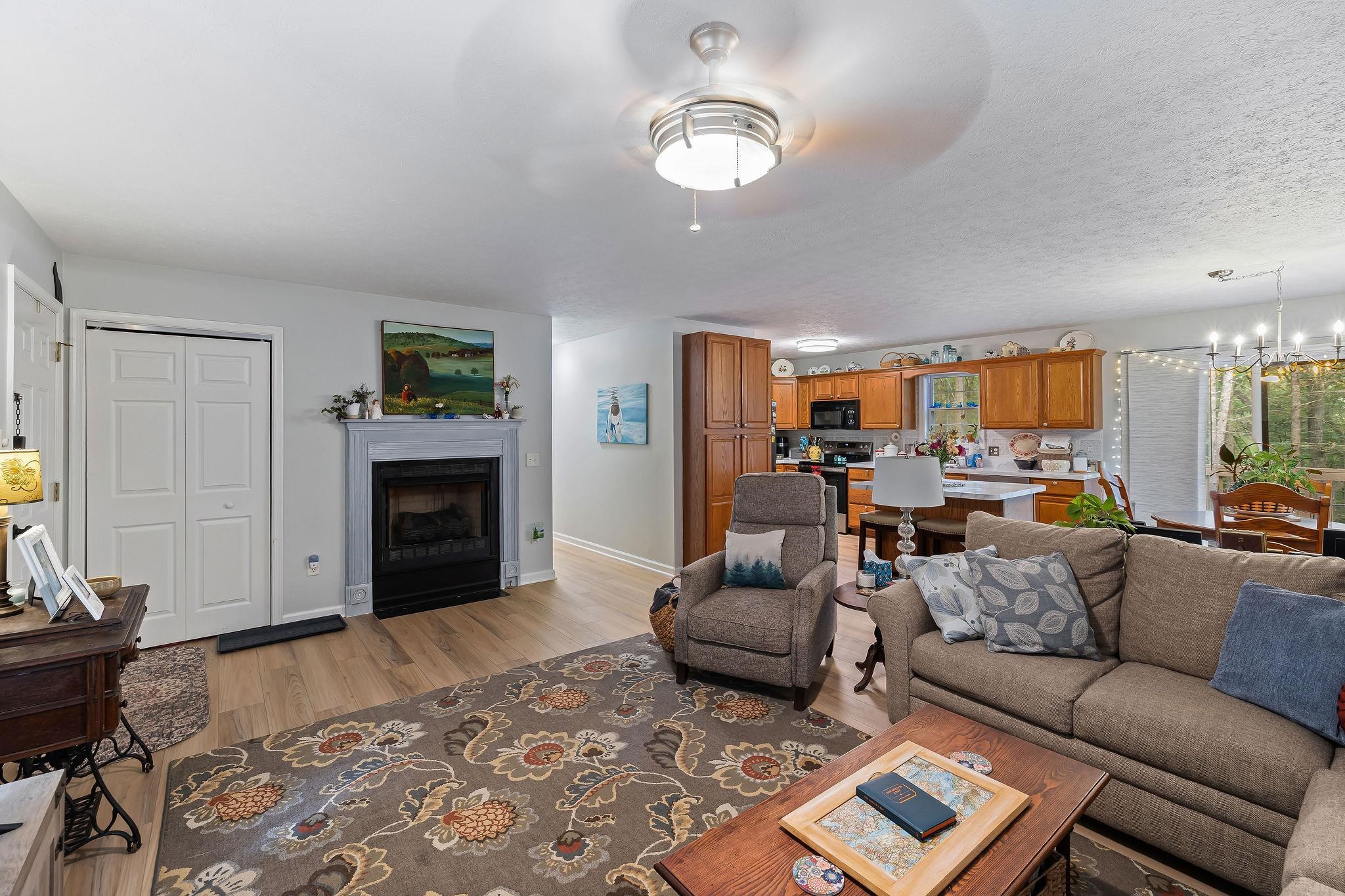 567 BASSWOOD LN, MOUNT JACKSON, Virginia 22842, 3 Bedrooms Bedrooms, ,2 BathroomsBathrooms,Residential,567 BASSWOOD LN,681976 MLS # 681976