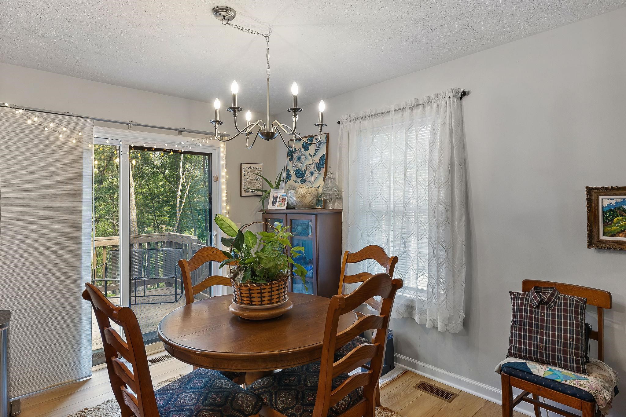 567 BASSWOOD LN, MOUNT JACKSON, Virginia 22842, 3 Bedrooms Bedrooms, ,2 BathroomsBathrooms,Residential,567 BASSWOOD LN,681976 MLS # 681976
