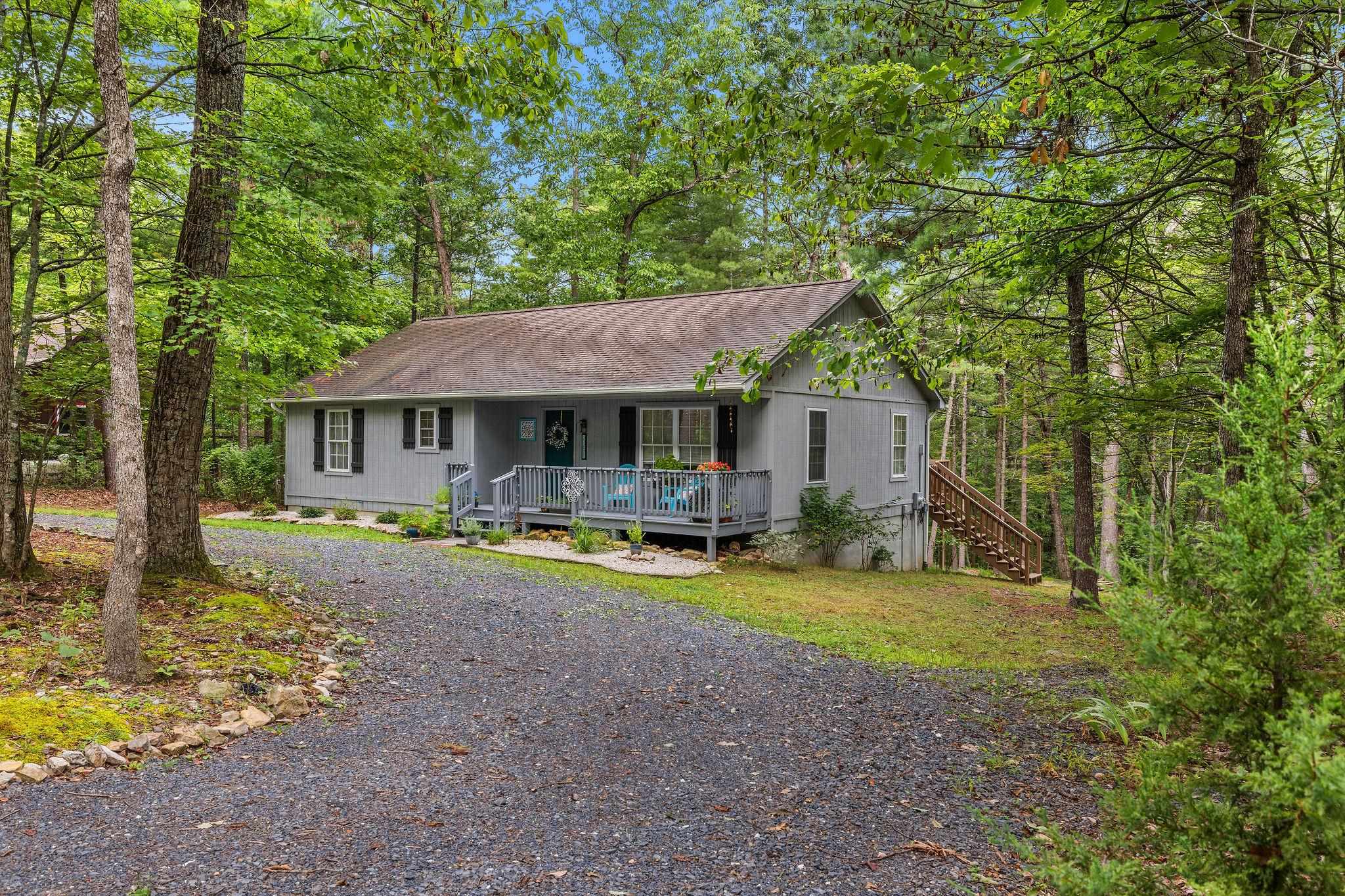 567 BASSWOOD LN, MOUNT JACKSON, Virginia 22842, 3 Bedrooms Bedrooms, ,2 BathroomsBathrooms,Residential,567 BASSWOOD LN,681976 MLS # 681976