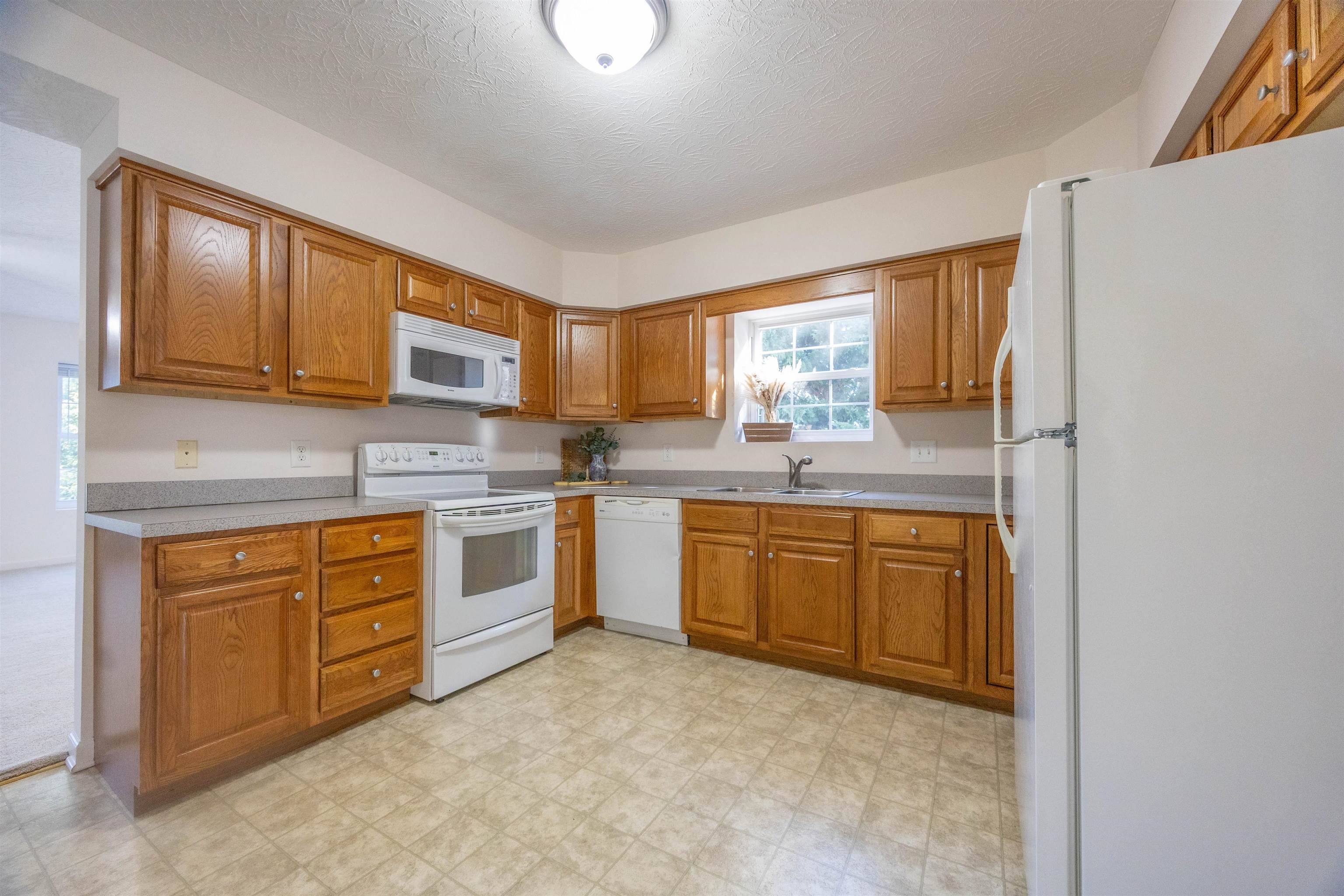 38 ROSETTE LN, FISHERSVILLE, Virginia 22939, 2 Bedrooms Bedrooms, ,1 BathroomBathrooms,Residential,38 ROSETTE LN,681980 MLS # 681980