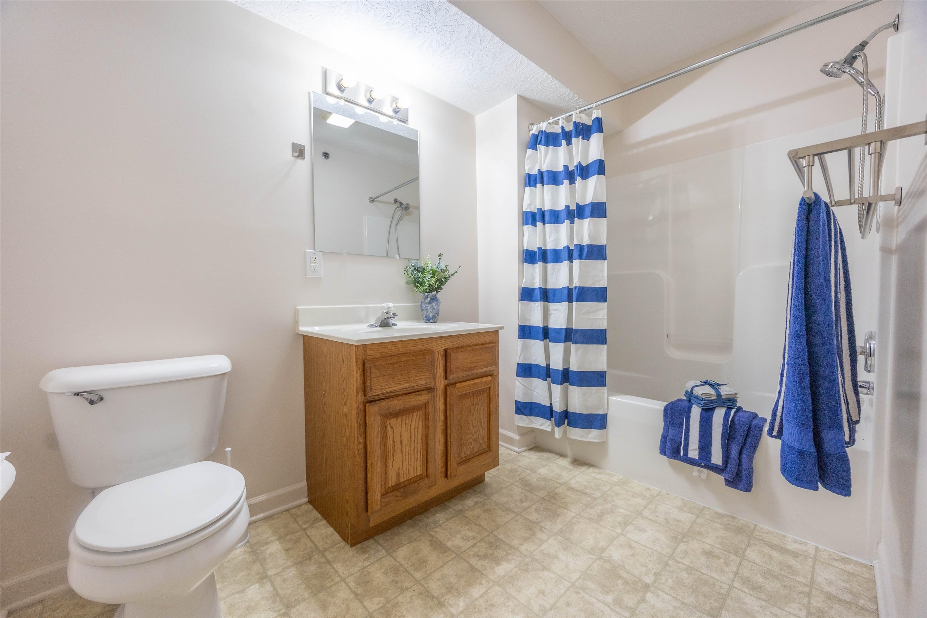 38 ROSETTE LN, FISHERSVILLE, Virginia 22939, 2 Bedrooms Bedrooms, ,1 BathroomBathrooms,Residential,38 ROSETTE LN,681980 MLS # 681980