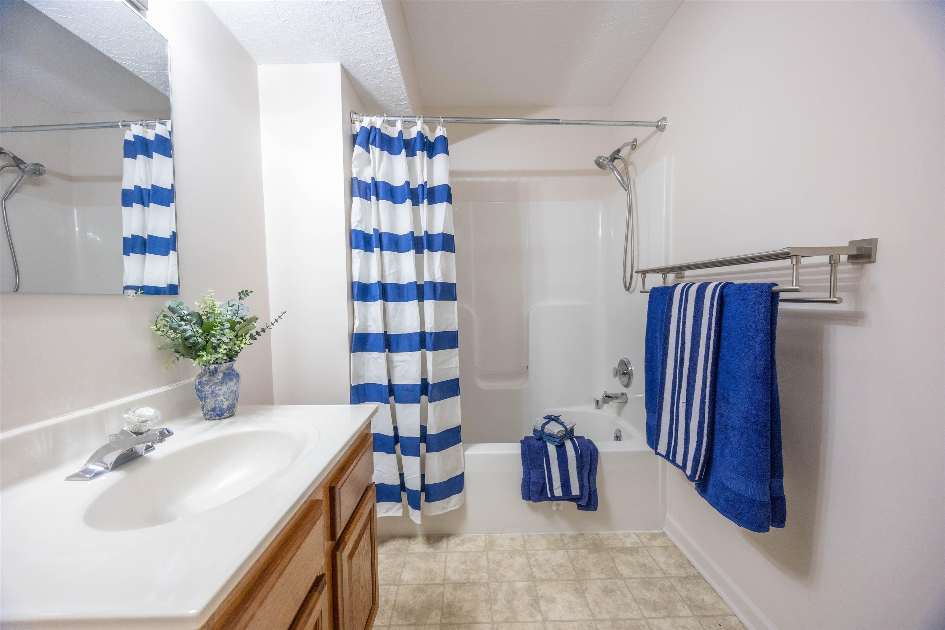 38 ROSETTE LN, FISHERSVILLE, Virginia 22939, 2 Bedrooms Bedrooms, ,1 BathroomBathrooms,Residential,38 ROSETTE LN,681980 MLS # 681980