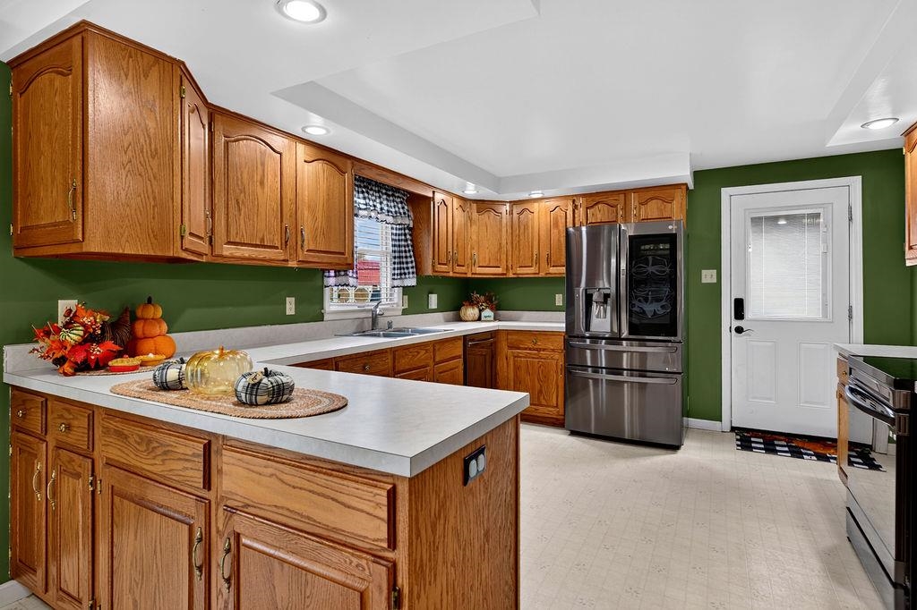 17 KILLDEER LN, STUARTS DRAFT, Virginia 24477, 3 Bedrooms Bedrooms, ,2 BathroomsBathrooms,Residential,17 KILLDEER LN,681983 MLS # 681983