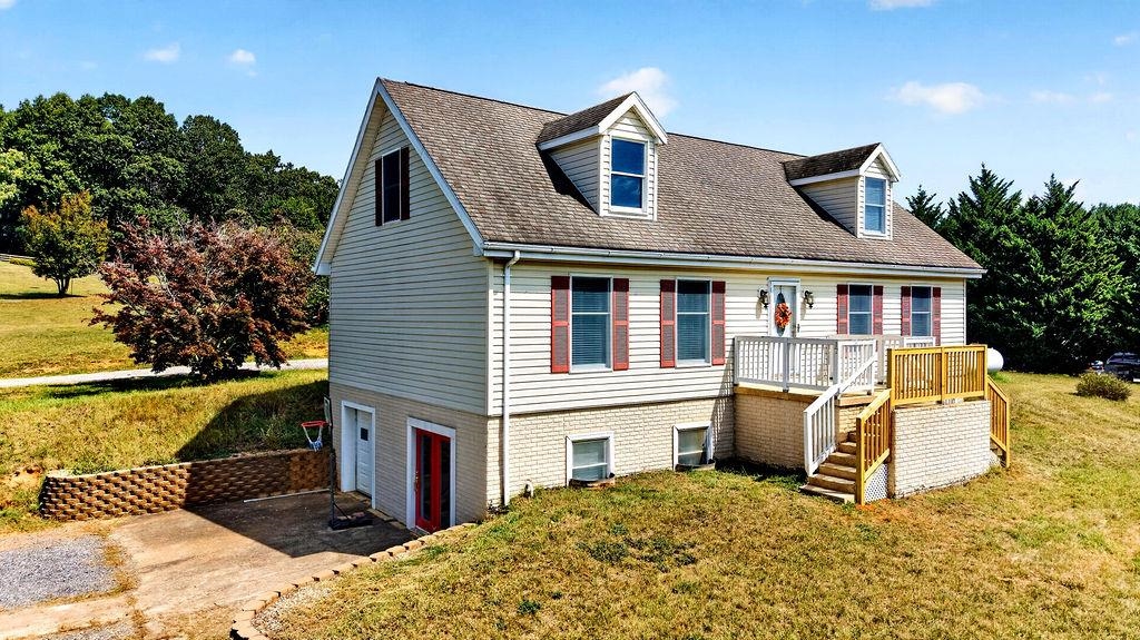 17 KILLDEER LN, STUARTS DRAFT, Virginia 24477, 3 Bedrooms Bedrooms, ,2 BathroomsBathrooms,Residential,17 KILLDEER LN,681983 MLS # 681983