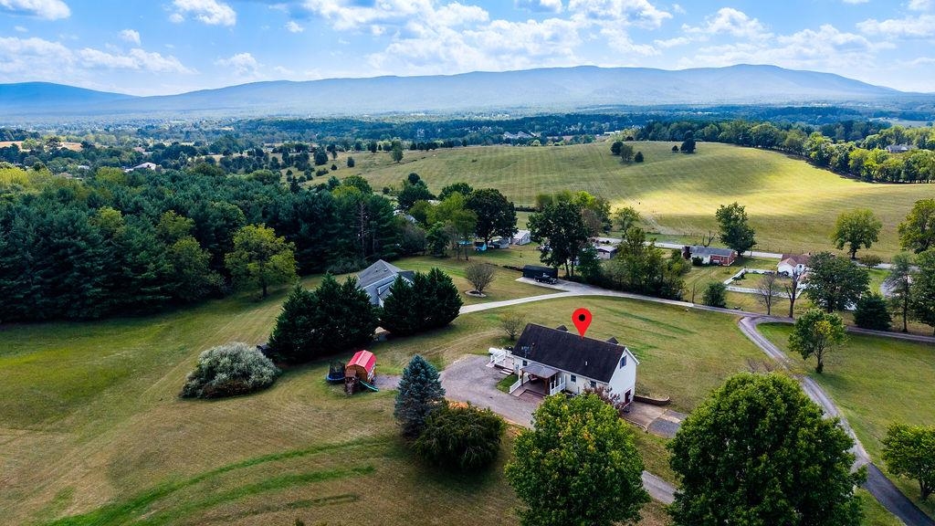 17 KILLDEER LN, STUARTS DRAFT, Virginia 24477, 3 Bedrooms Bedrooms, ,2 BathroomsBathrooms,Residential,17 KILLDEER LN,681983 MLS # 681983