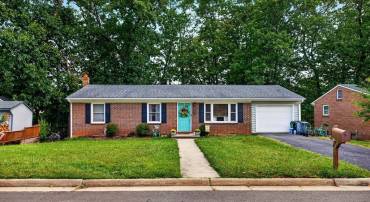 604 HILLTOP DR, STAUNTON, Virginia 24401, 3 Bedrooms Bedrooms, ,2 BathroomsBathrooms,Residential,604 HILLTOP DR,681986 MLS # 681986