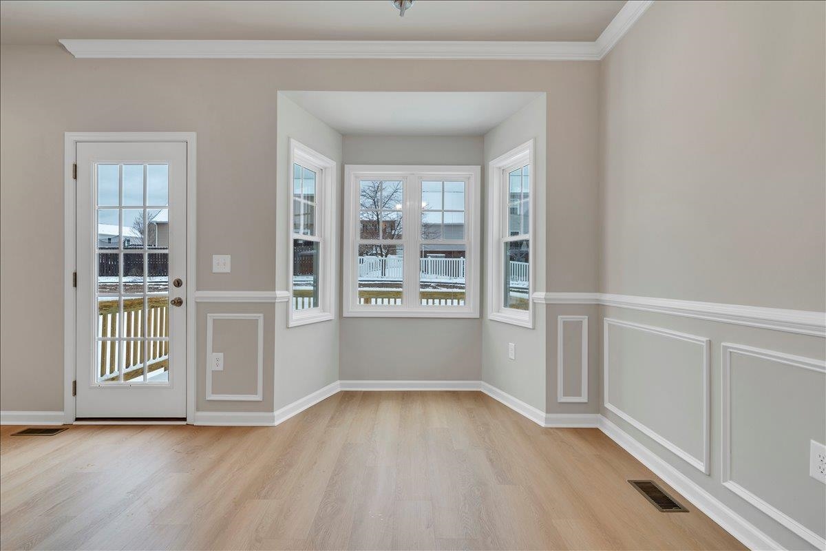 208 WEXFORD ST, STAUNTON, Virginia 24401, 4 Bedrooms Bedrooms, ,2 BathroomsBathrooms,Residential,208 WEXFORD ST,671325 MLS # 671325 208 WEXFORD ST, STAUNTON, Virginia 24401, 4 Bedrooms Bedrooms, ,2 BathroomsBathrooms,Residential,208 WEXFORD ST,671325 MLS # 671325