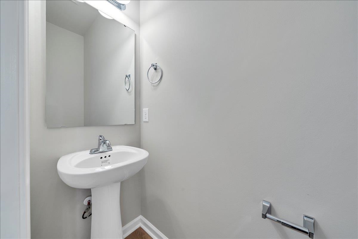 208 WEXFORD ST, STAUNTON, Virginia 24401, 4 Bedrooms Bedrooms, ,2 BathroomsBathrooms,Residential,208 WEXFORD ST,671325 MLS # 671325 208 WEXFORD ST, STAUNTON, Virginia 24401, 4 Bedrooms Bedrooms, ,2 BathroomsBathrooms,Residential,208 WEXFORD ST,671325 MLS # 671325