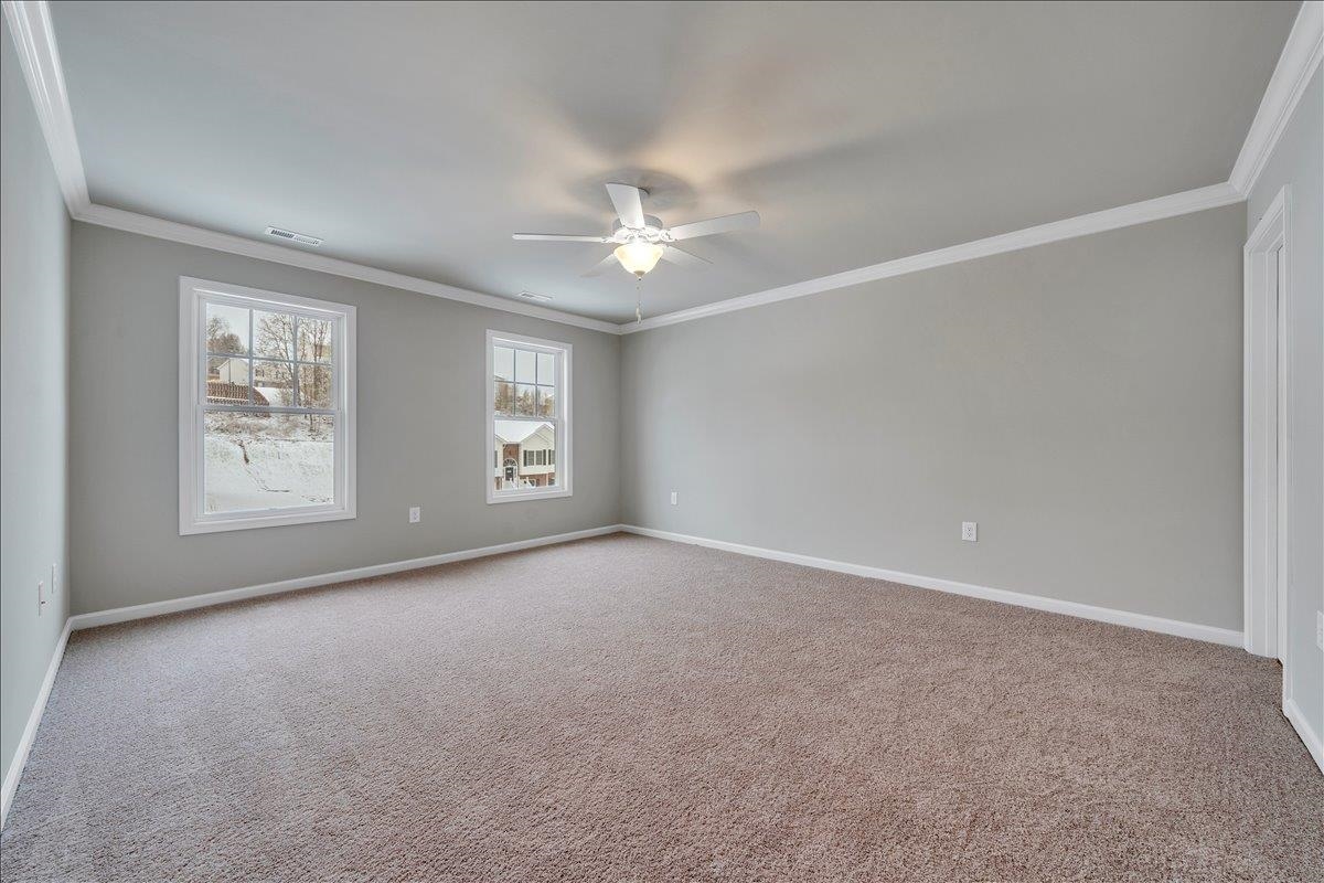 208 WEXFORD ST, STAUNTON, Virginia 24401, 4 Bedrooms Bedrooms, ,2 BathroomsBathrooms,Residential,208 WEXFORD ST,671325 MLS # 671325 208 WEXFORD ST, STAUNTON, Virginia 24401, 4 Bedrooms Bedrooms, ,2 BathroomsBathrooms,Residential,208 WEXFORD ST,671325 MLS # 671325