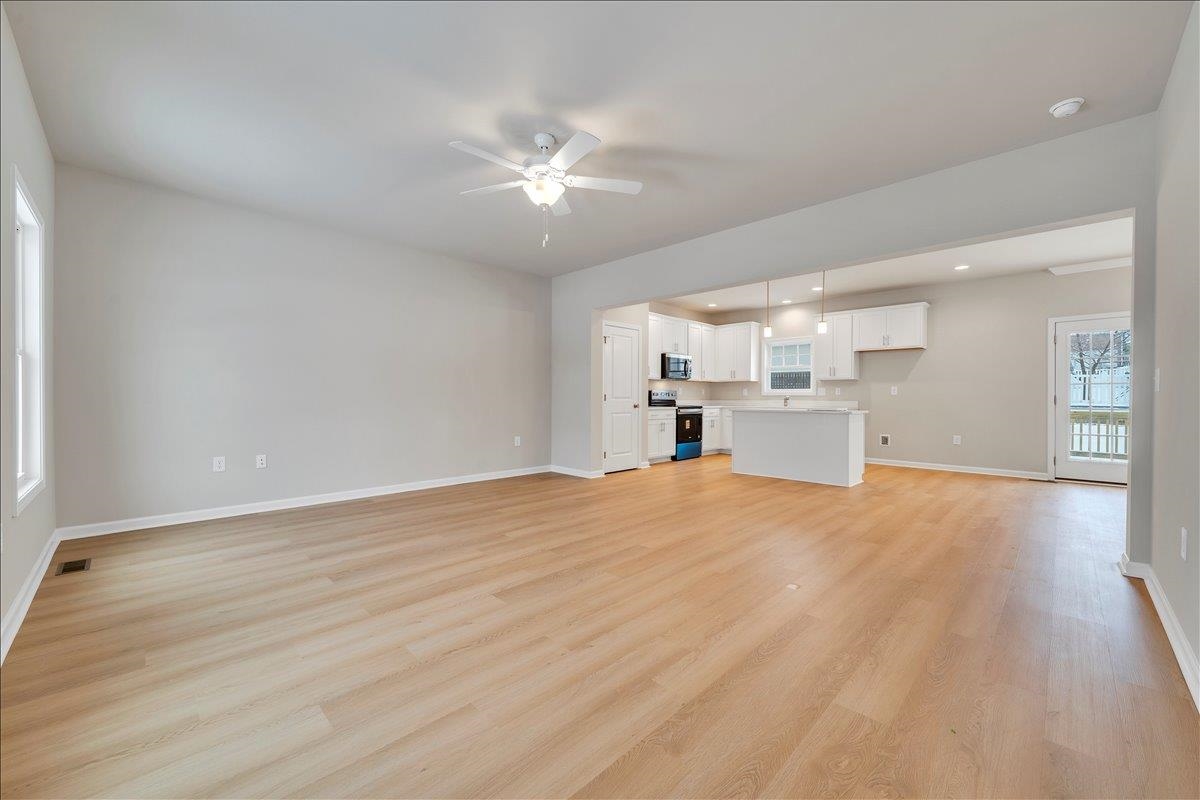 208 WEXFORD ST, STAUNTON, Virginia 24401, 4 Bedrooms Bedrooms, ,2 BathroomsBathrooms,Residential,208 WEXFORD ST,671325 MLS # 671325 208 WEXFORD ST, STAUNTON, Virginia 24401, 4 Bedrooms Bedrooms, ,2 BathroomsBathrooms,Residential,208 WEXFORD ST,671325 MLS # 671325