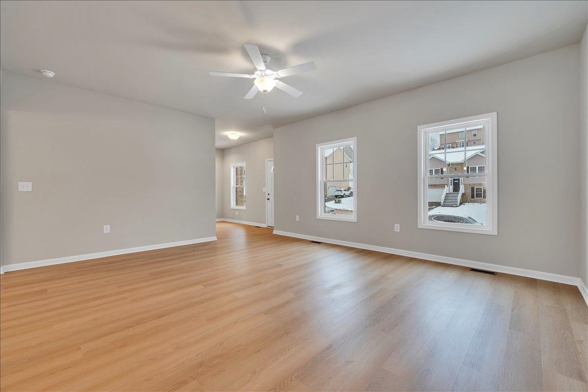 208 WEXFORD ST, STAUNTON, Virginia 24401, 4 Bedrooms Bedrooms, ,2 BathroomsBathrooms,Residential,208 WEXFORD ST,671325 MLS # 671325 208 WEXFORD ST, STAUNTON, Virginia 24401, 4 Bedrooms Bedrooms, ,2 BathroomsBathrooms,Residential,208 WEXFORD ST,671325 MLS # 671325