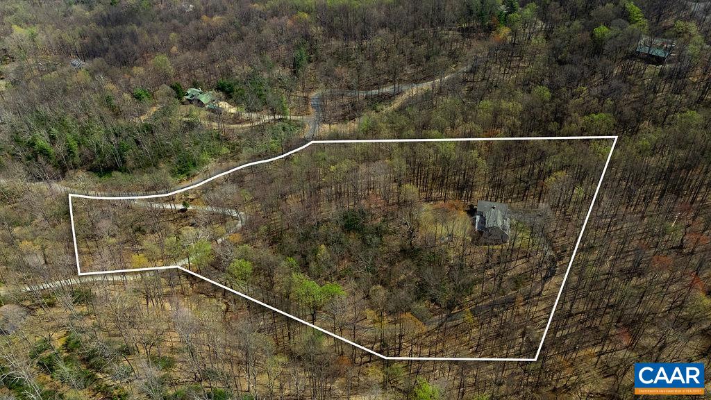 472 HORSESHOE MOUNTAIN RD, ROSELAND, Virginia 22967, 4 Bedrooms Bedrooms, ,4 BathroomsBathrooms,Residential,472 HORSESHOE MOUNTAIN RD,675913 MLS # 675913 472 HORSESHOE MOUNTAIN RD, ROSELAND, Virginia 22967, 4 Bedrooms Bedrooms, ,4 BathroomsBathrooms,Residential,472 HORSESHOE MOUNTAIN RD,675913 MLS # 675913