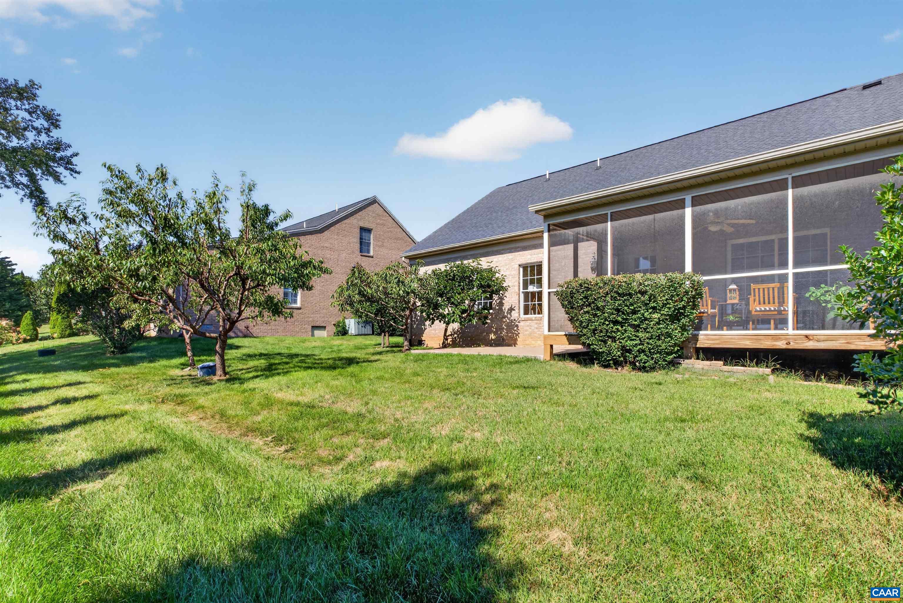 312 LAUREL WOOD RUN, WAYNESBORO, Virginia 22980, 3 Bedrooms Bedrooms, ,3 BathroomsBathrooms,Residential,312 LAUREL WOOD RUN,681828 MLS # 681828