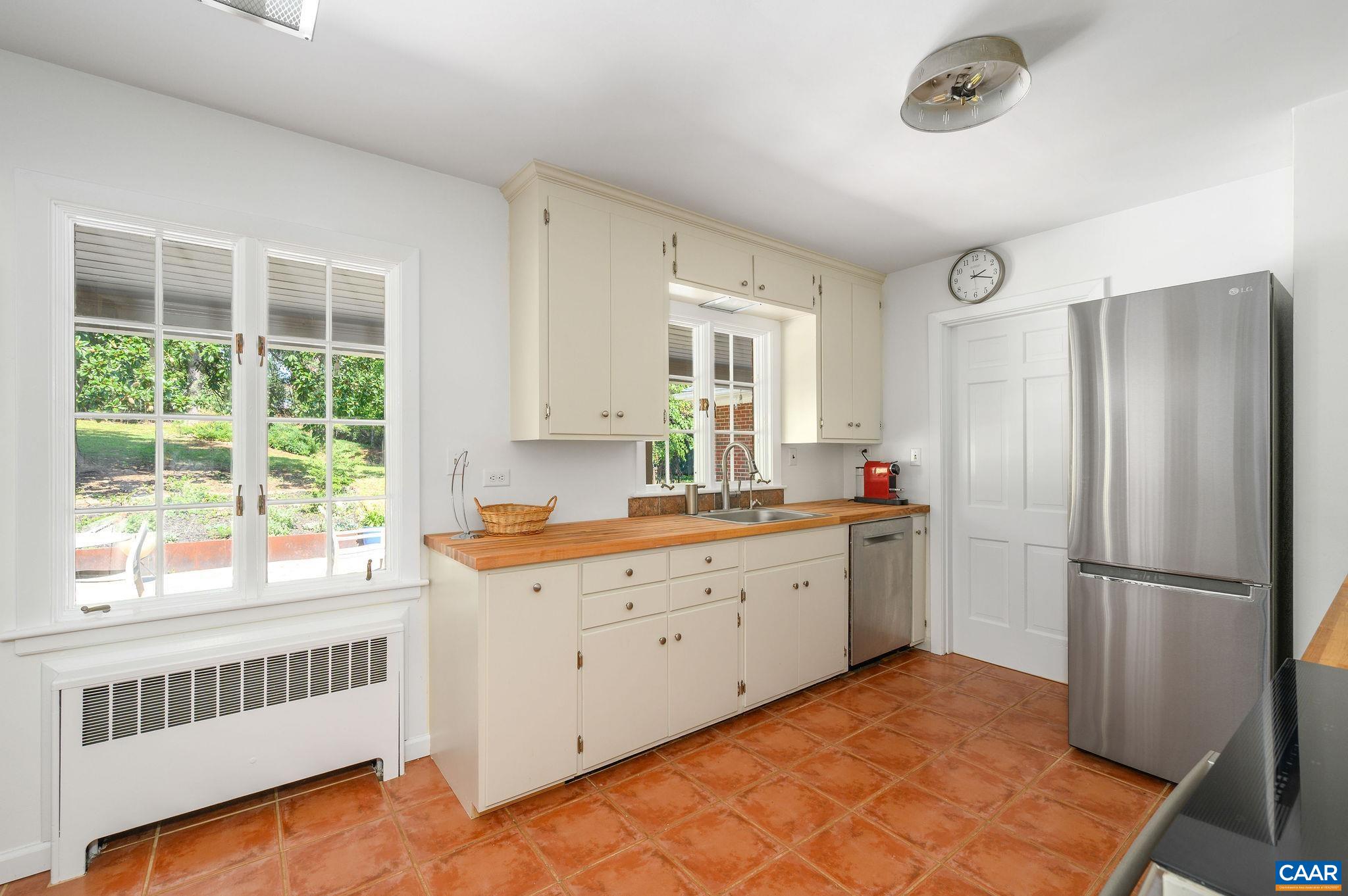 1701 KENWOOD LN, CHARLOTTESVILLE, Virginia 22901, 4 Bedrooms Bedrooms, ,2 BathroomsBathrooms,Residential,1701 KENWOOD LN,681874 MLS # 681874