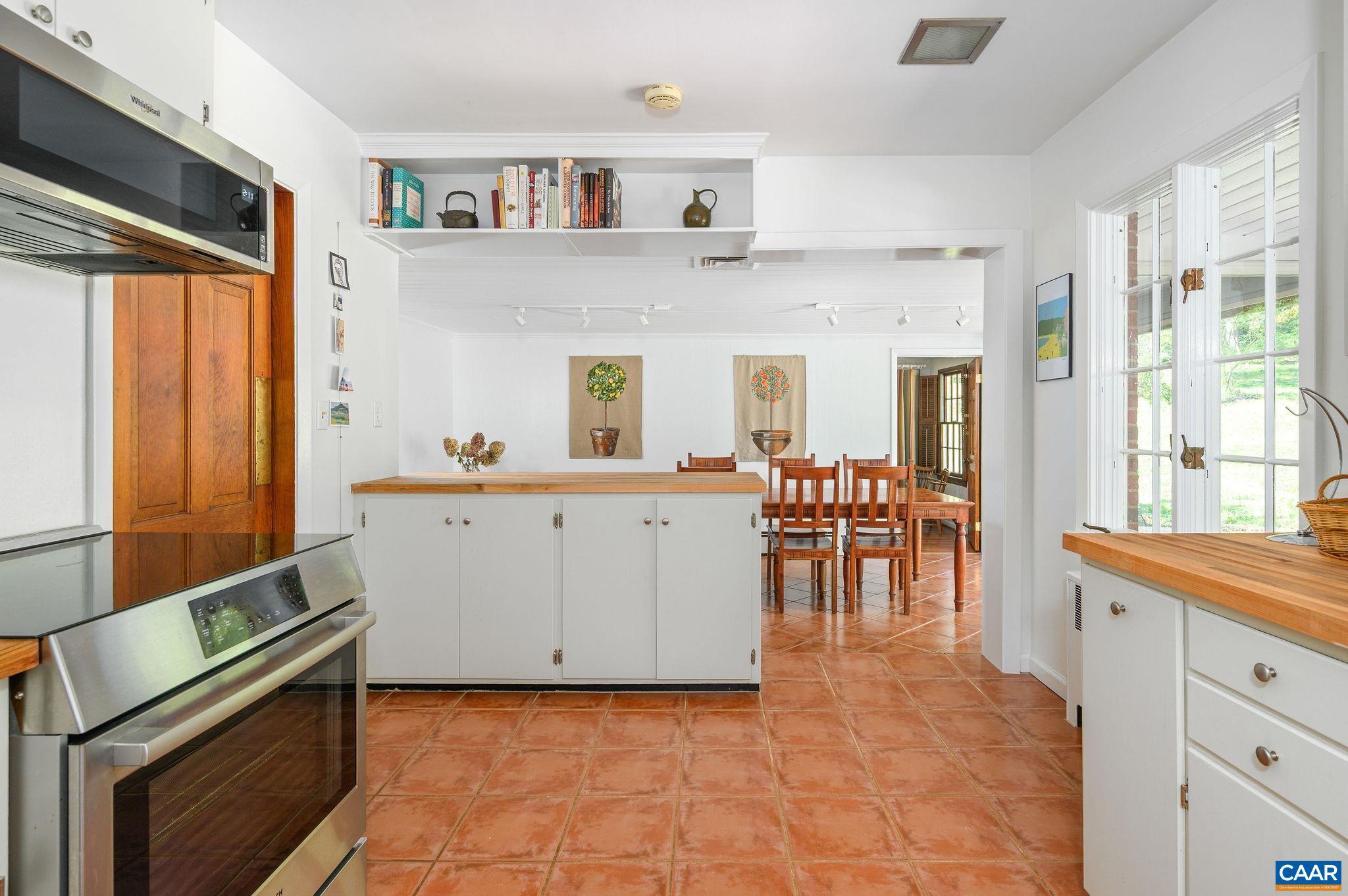 1701 KENWOOD LN, CHARLOTTESVILLE, Virginia 22901, 4 Bedrooms Bedrooms, ,2 BathroomsBathrooms,Residential,1701 KENWOOD LN,681874 MLS # 681874