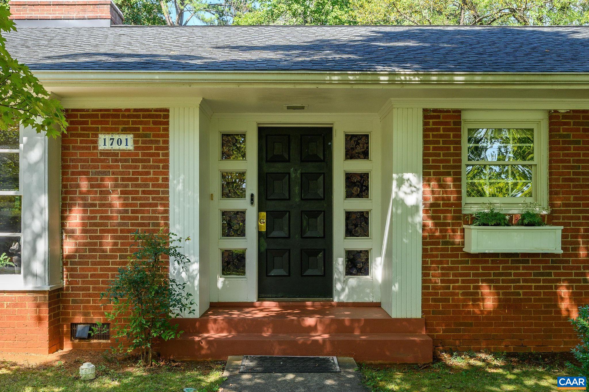 1701 KENWOOD LN, CHARLOTTESVILLE, Virginia 22901, 4 Bedrooms Bedrooms, ,2 BathroomsBathrooms,Residential,1701 KENWOOD LN,681874 MLS # 681874