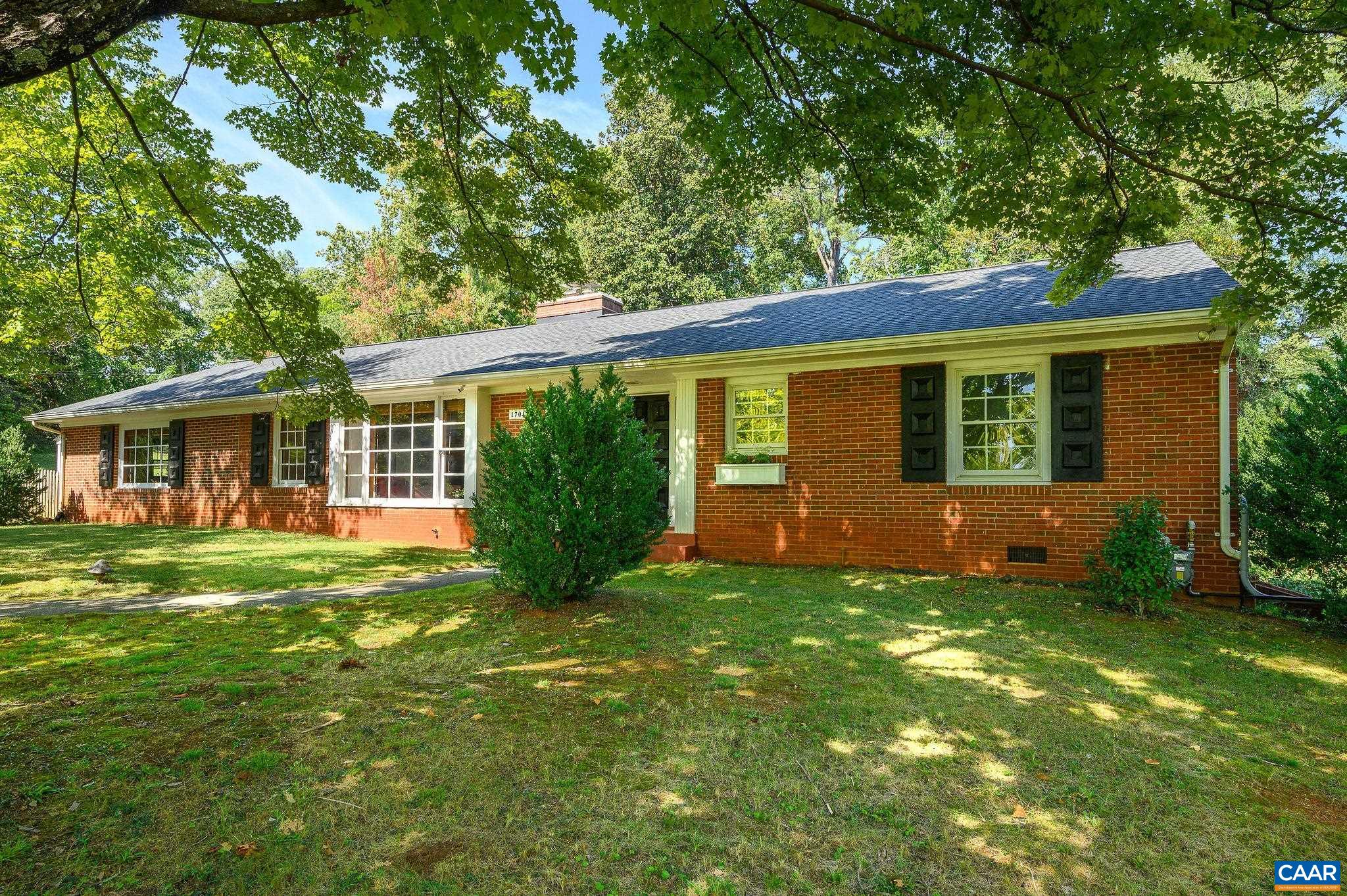 1701 KENWOOD LN, CHARLOTTESVILLE, Virginia 22901, 4 Bedrooms Bedrooms, ,2 BathroomsBathrooms,Residential,1701 KENWOOD LN,681874 MLS # 681874