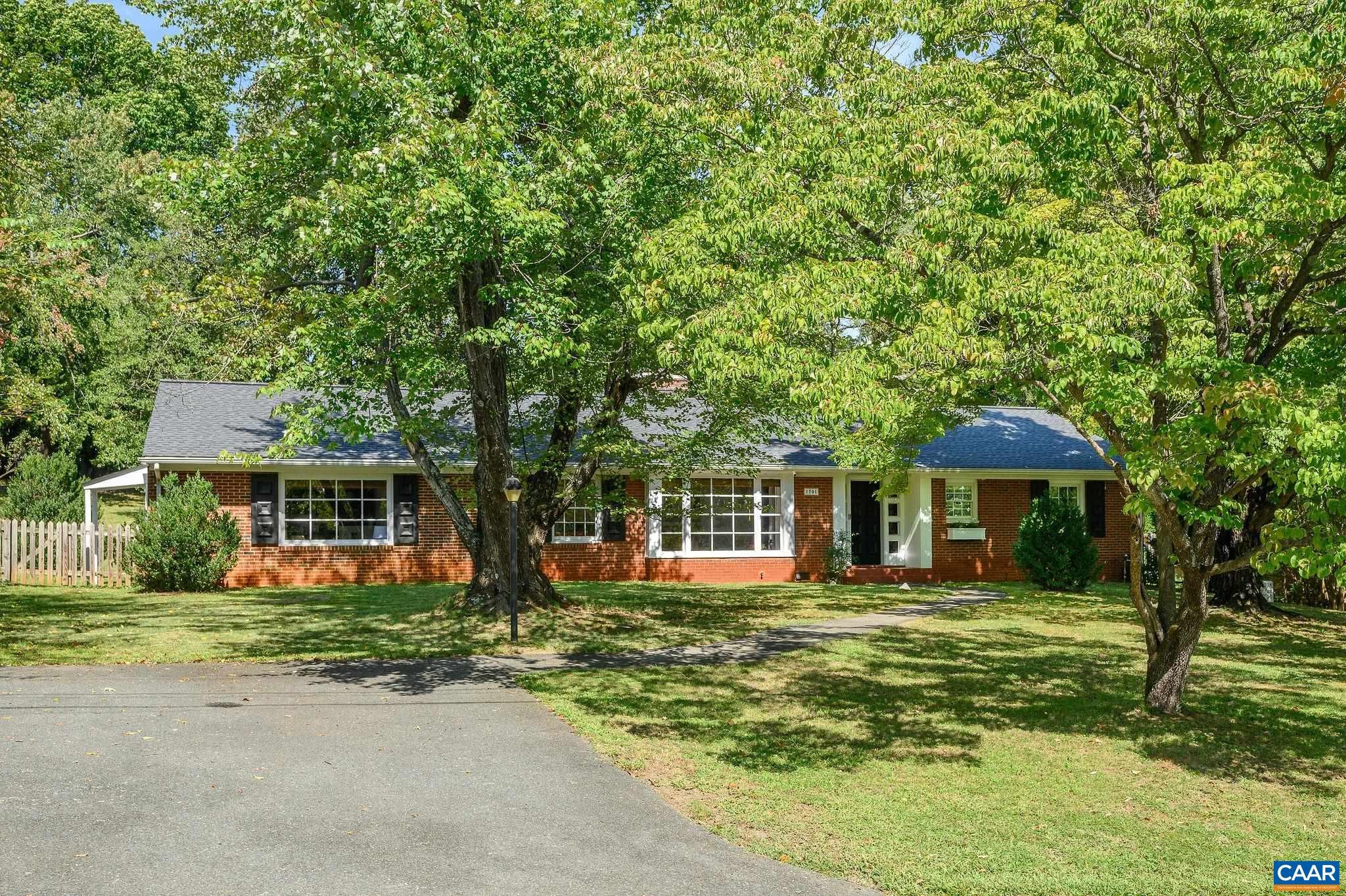 1701 KENWOOD LN, CHARLOTTESVILLE, Virginia 22901, 4 Bedrooms Bedrooms, ,2 BathroomsBathrooms,Residential,1701 KENWOOD LN,681874 MLS # 681874