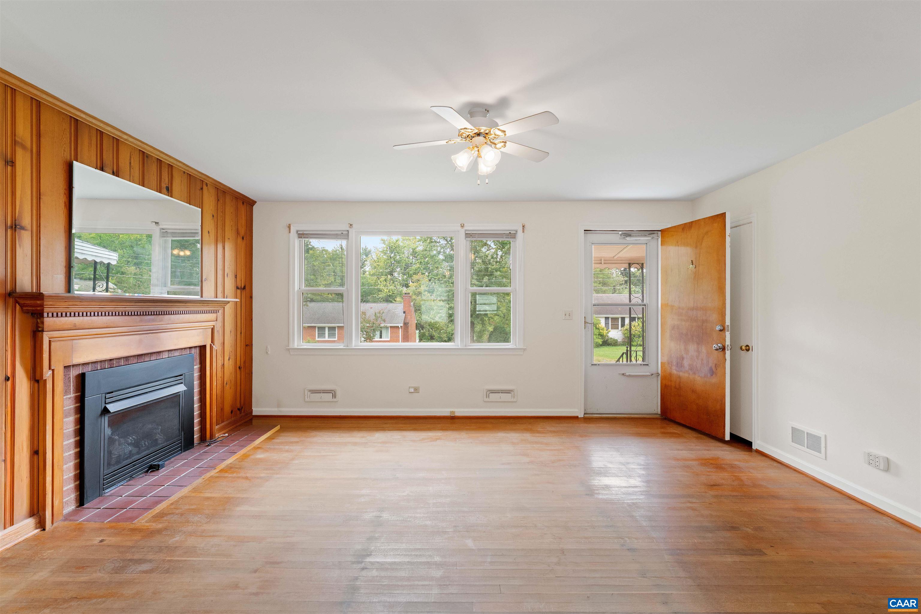 5669 WAYLAND DR, CROZET, Virginia 22932, 3 Bedrooms Bedrooms, ,1 BathroomBathrooms,Residential,5669 WAYLAND DR,681942 MLS # 681942