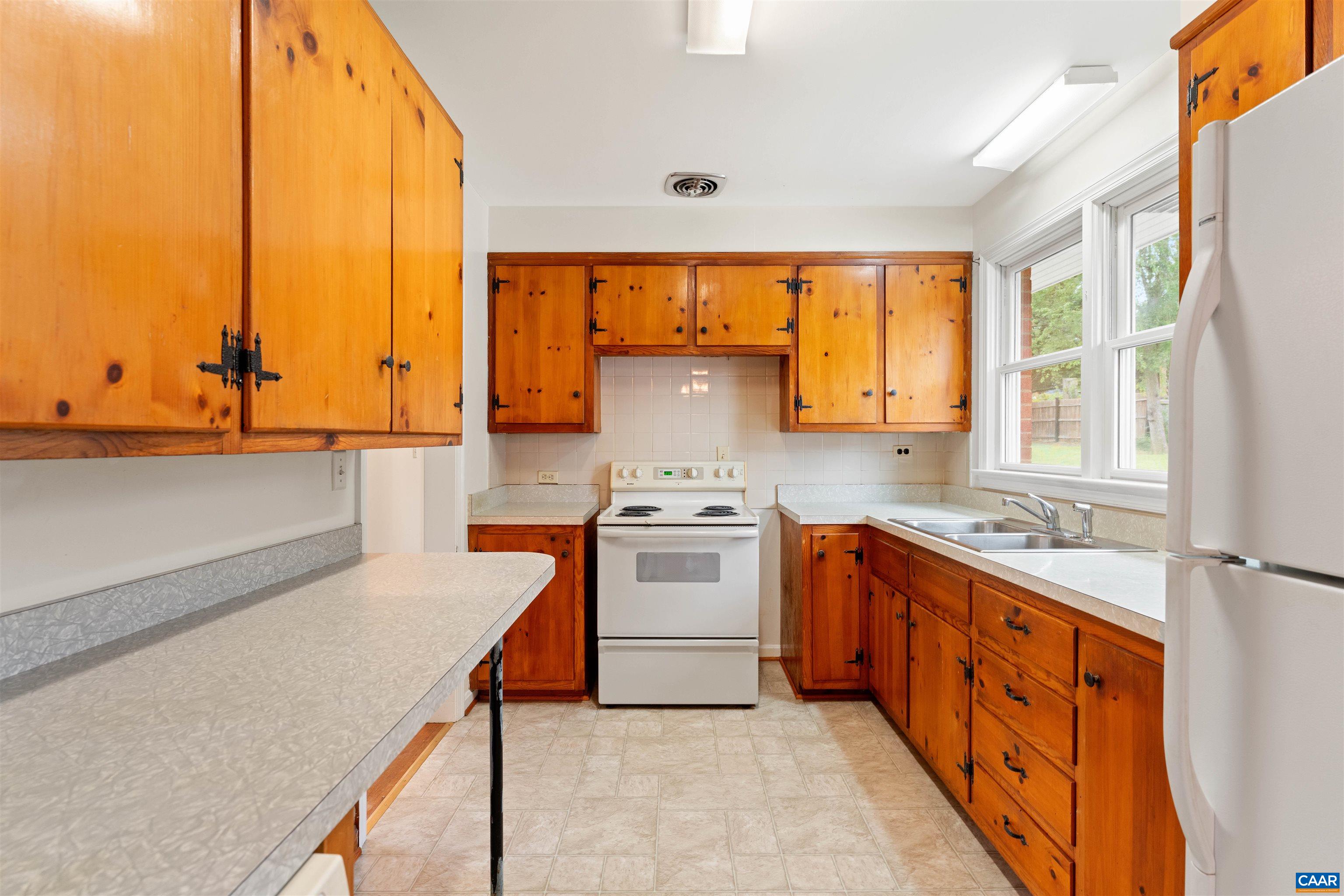 5669 WAYLAND DR, CROZET, Virginia 22932, 3 Bedrooms Bedrooms, ,1 BathroomBathrooms,Residential,5669 WAYLAND DR,681942 MLS # 681942