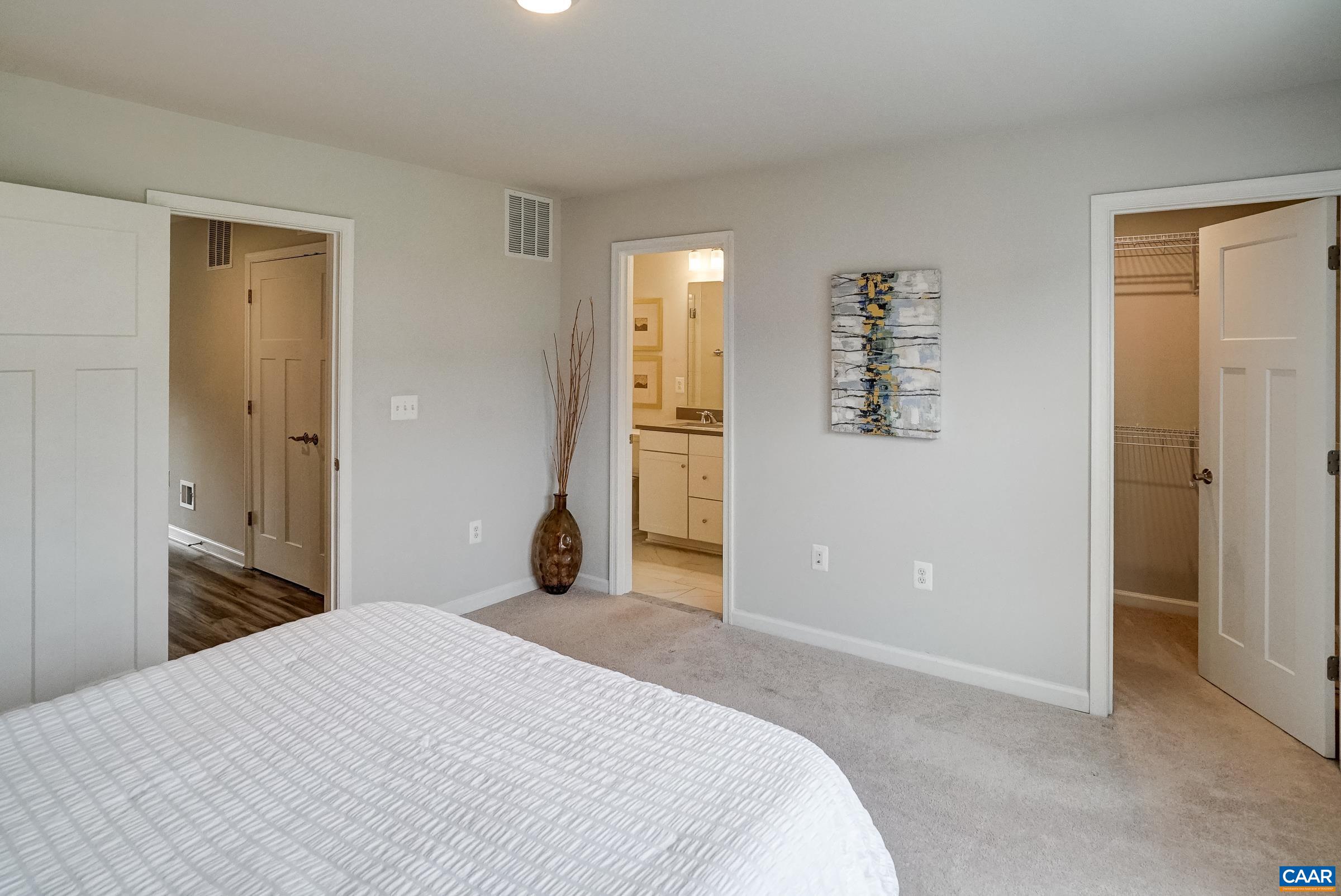 Primary suite