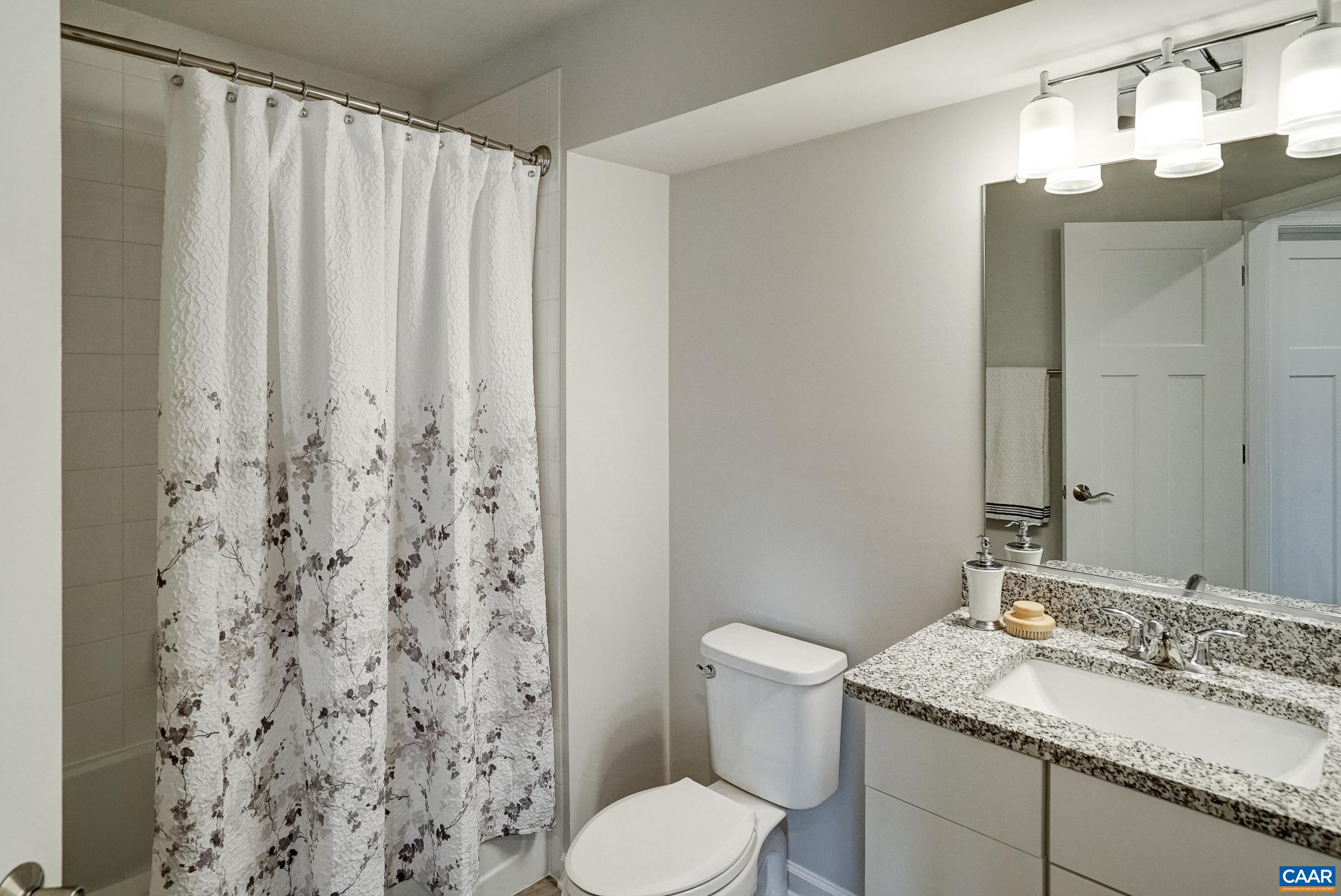 Full hall bathroom
