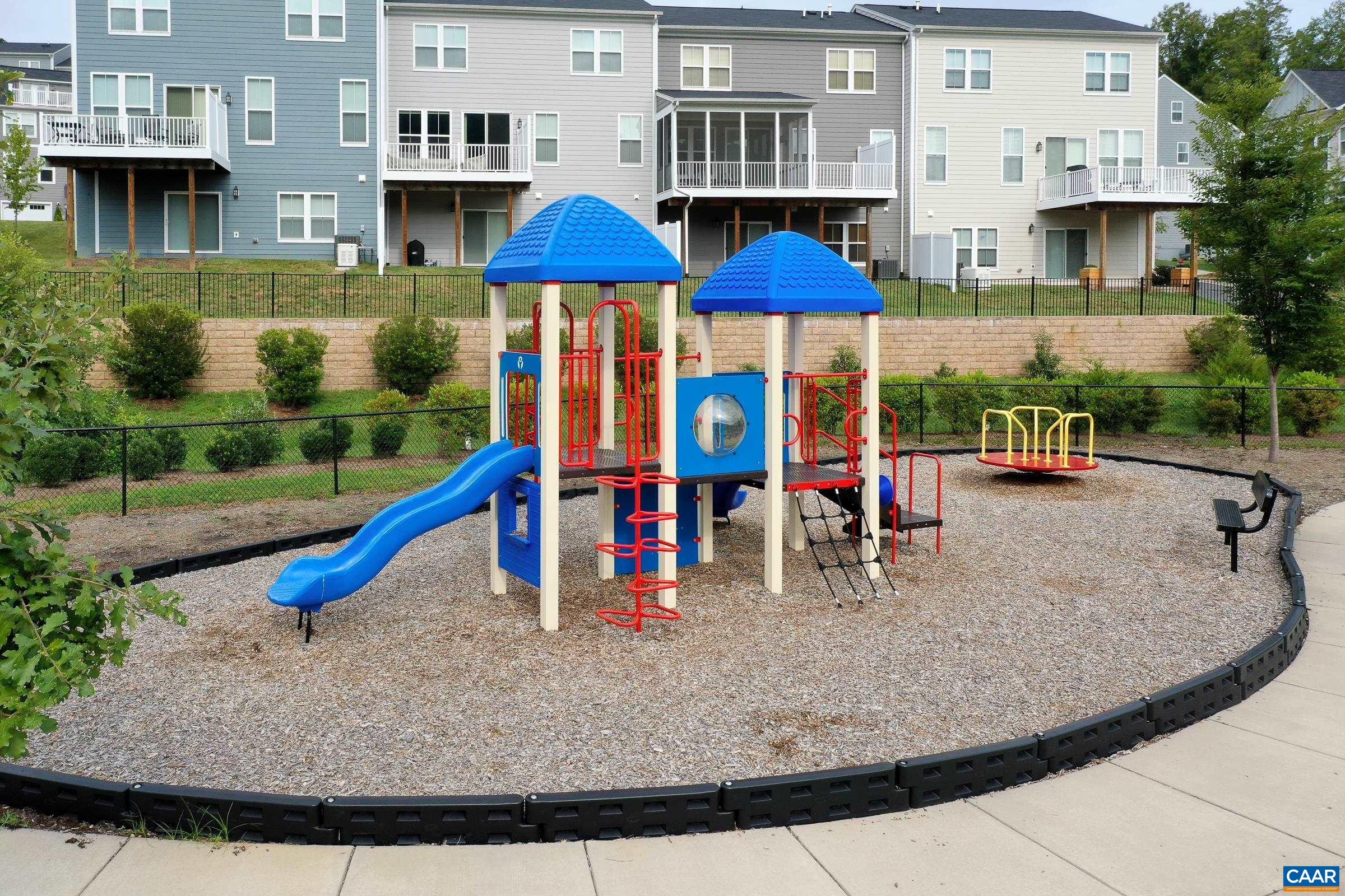 Community play set