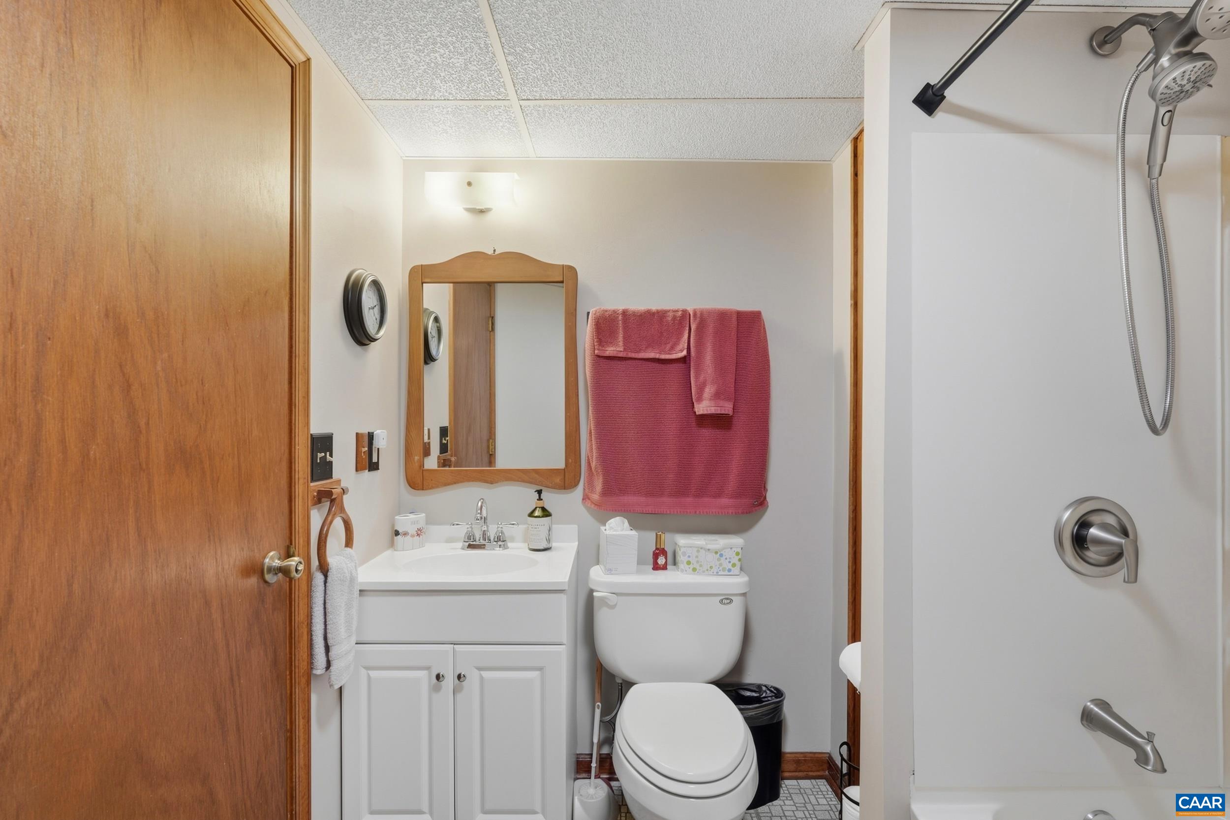 110 PATRICK HENRY DR, LOUISA, Virginia 23093, 3 Bedrooms Bedrooms, ,3 BathroomsBathrooms,Residential,110 PATRICK HENRY DR,681990 MLS # 681990 110 PATRICK HENRY DR, LOUISA, Virginia 23093, 3 Bedrooms Bedrooms, ,3 BathroomsBathrooms,Residential,110 PATRICK HENRY DR,681990 MLS # 681990