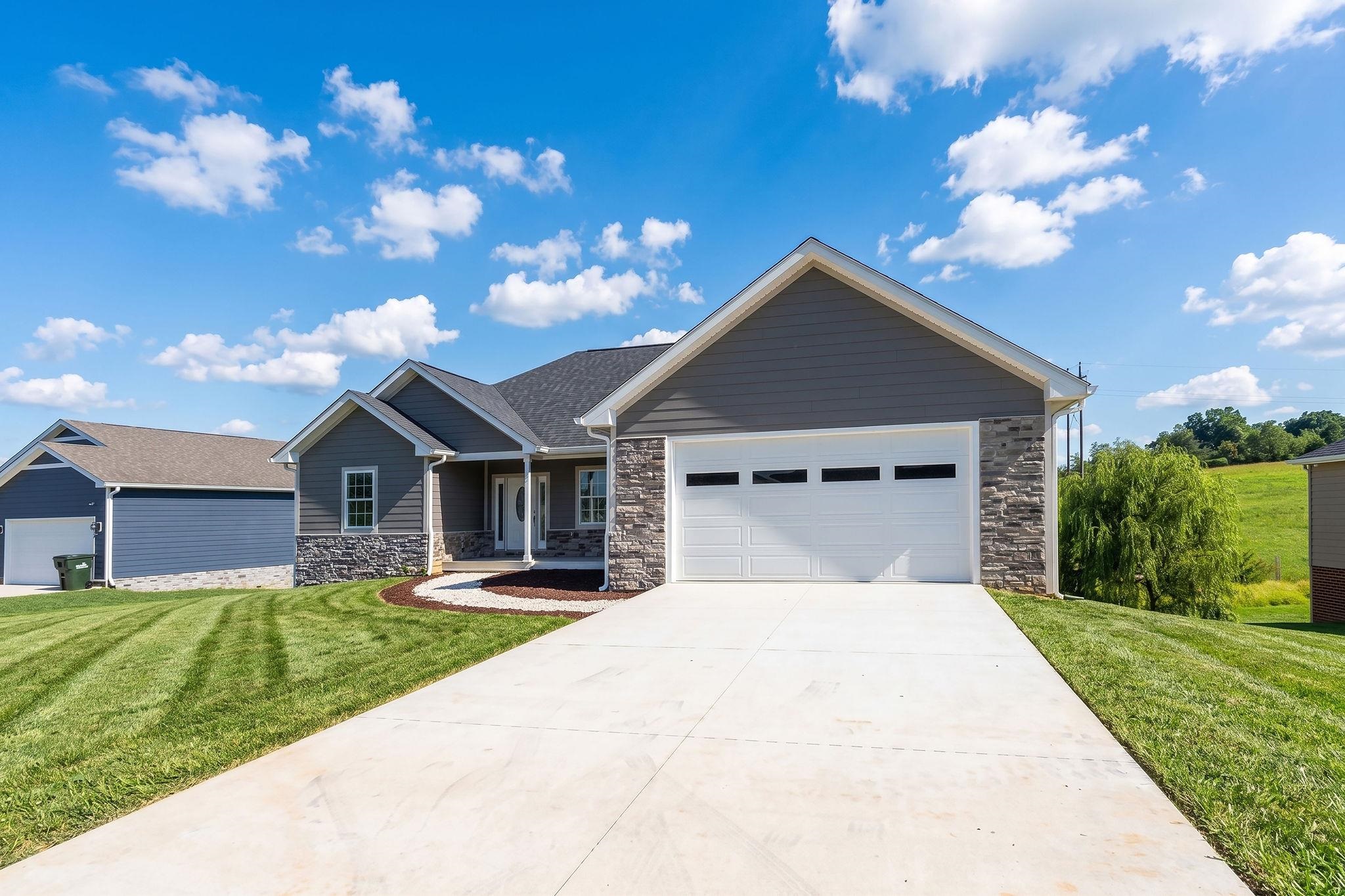 44 AUTUMN BLUFF DR, WEYERS CAVE, Virginia 24486, 4 Bedrooms Bedrooms, ,3 BathroomsBathrooms,Residential,44 AUTUMN BLUFF DR,681992 MLS # 681992 44 AUTUMN BLUFF DR, WEYERS CAVE, Virginia 24486, 4 Bedrooms Bedrooms, ,3 BathroomsBathrooms,Residential,44 AUTUMN BLUFF DR,681992 MLS # 681992