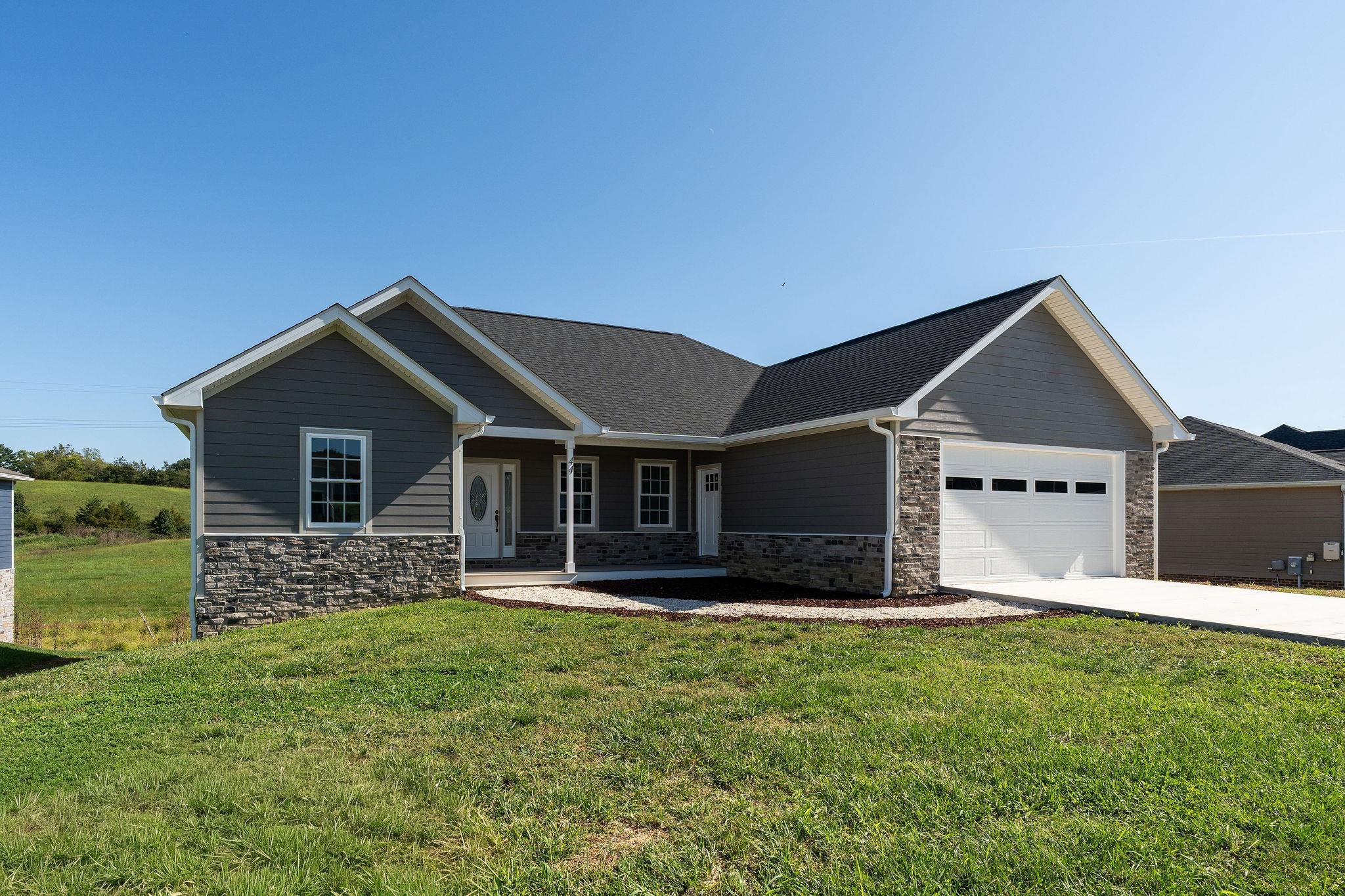 44 AUTUMN BLUFF DR, WEYERS CAVE, Virginia 24486, 4 Bedrooms Bedrooms, ,3 BathroomsBathrooms,Residential,44 AUTUMN BLUFF DR,681992 MLS # 681992 44 AUTUMN BLUFF DR, WEYERS CAVE, Virginia 24486, 4 Bedrooms Bedrooms, ,3 BathroomsBathrooms,Residential,44 AUTUMN BLUFF DR,681992 MLS # 681992