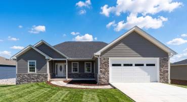 44 AUTUMN BLUFF DR, WEYERS CAVE, Virginia 24486, 4 Bedrooms Bedrooms, ,3 BathroomsBathrooms,Residential,44 AUTUMN BLUFF DR,681992 MLS # 681992