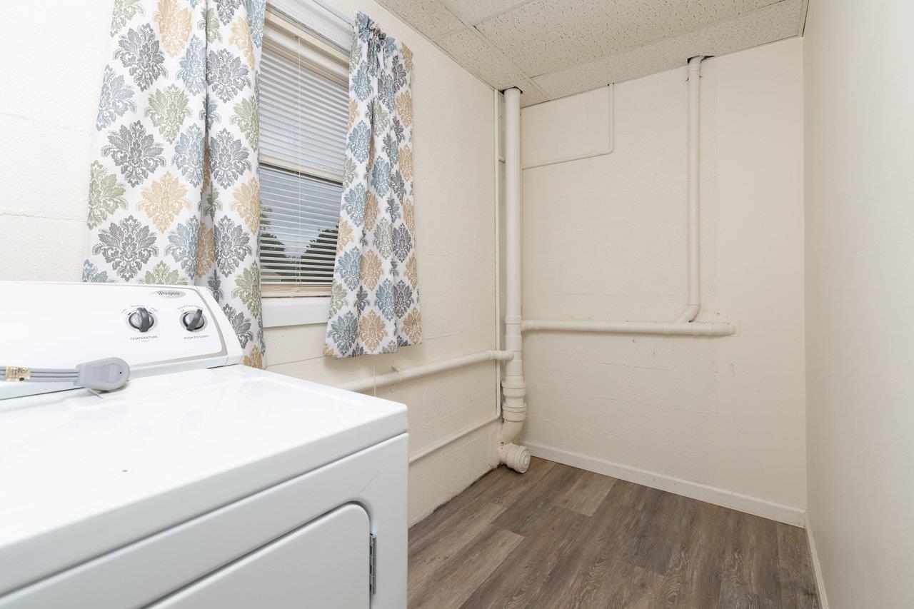 322 ANN ST, STAUNTON, Virginia 24401, 3 Bedrooms Bedrooms, ,1 BathroomBathrooms,Residential,322 ANN ST,681995 MLS # 681995