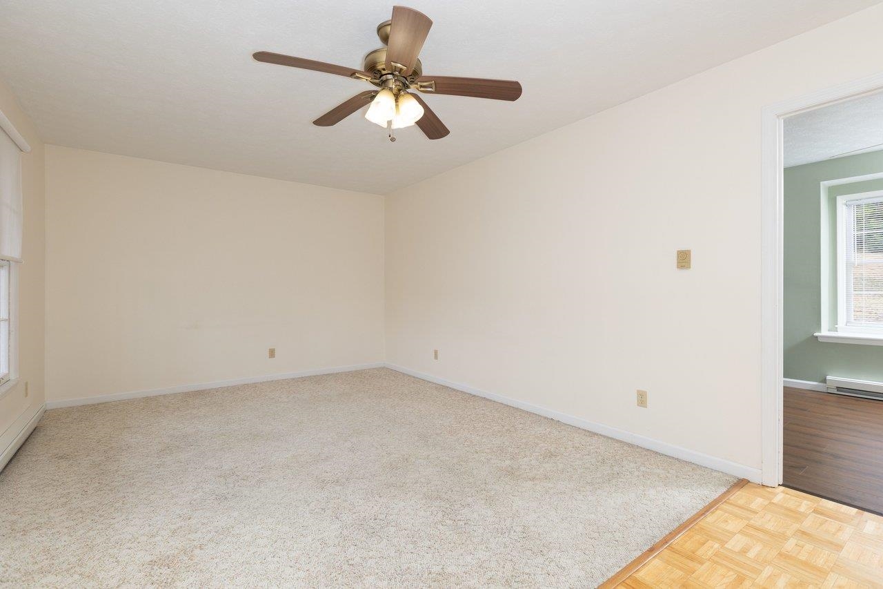322 ANN ST, STAUNTON, Virginia 24401, 3 Bedrooms Bedrooms, ,1 BathroomBathrooms,Residential,322 ANN ST,681995 MLS # 681995