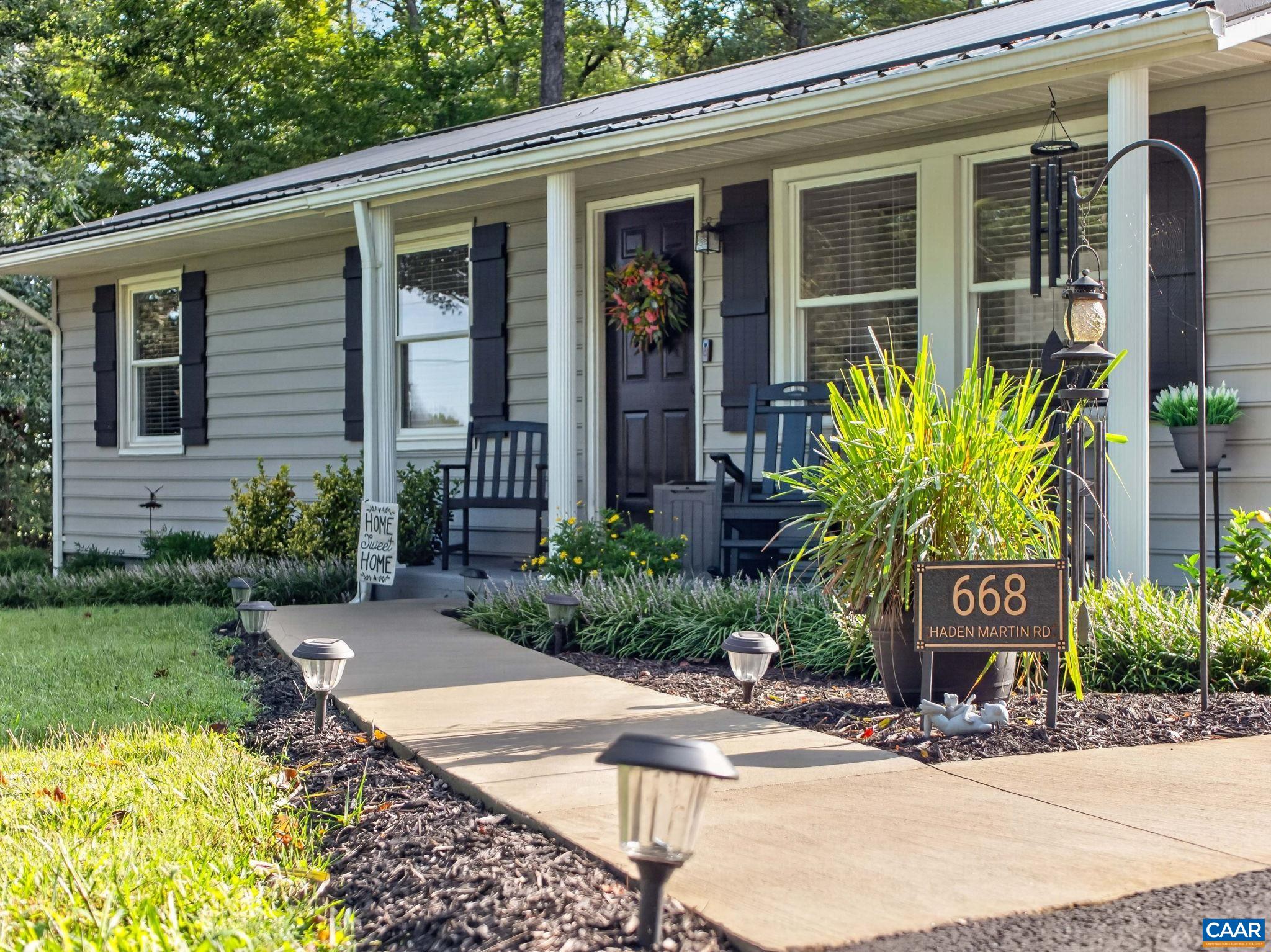 668 HADEN MARTIN RD, PALMYRA, Virginia 22963, 3 Bedrooms Bedrooms, ,1 BathroomBathrooms,Residential,668 HADEN MARTIN RD,682000 MLS # 682000