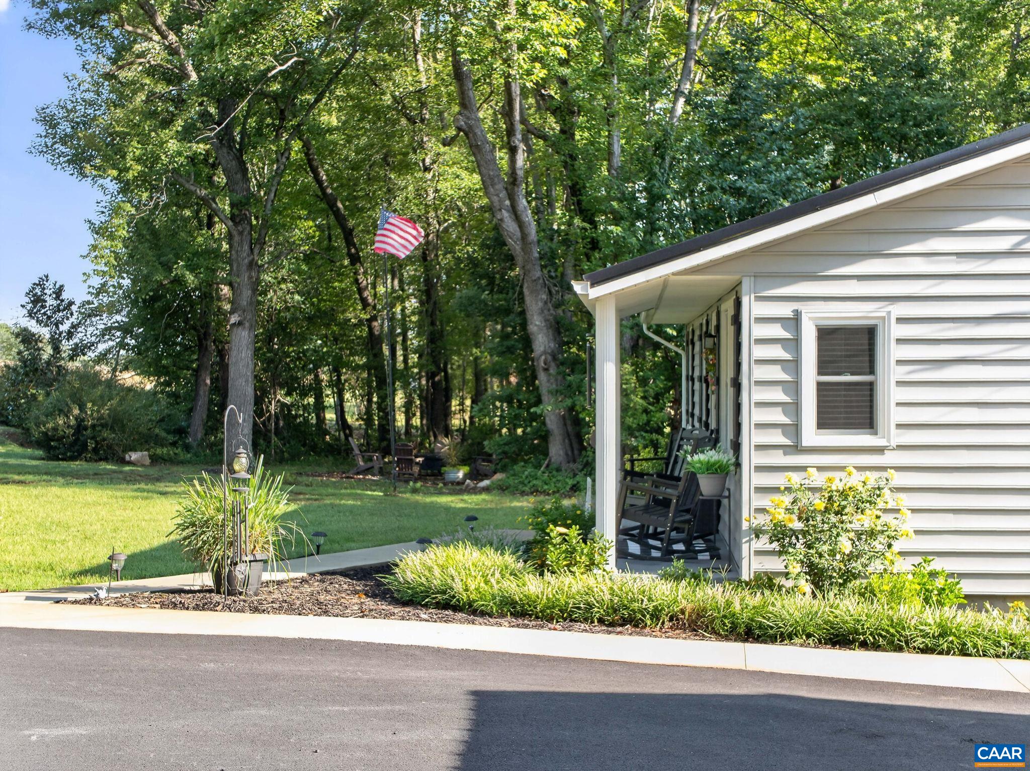 668 HADEN MARTIN RD, PALMYRA, Virginia 22963, 3 Bedrooms Bedrooms, ,1 BathroomBathrooms,Residential,668 HADEN MARTIN RD,682000 MLS # 682000