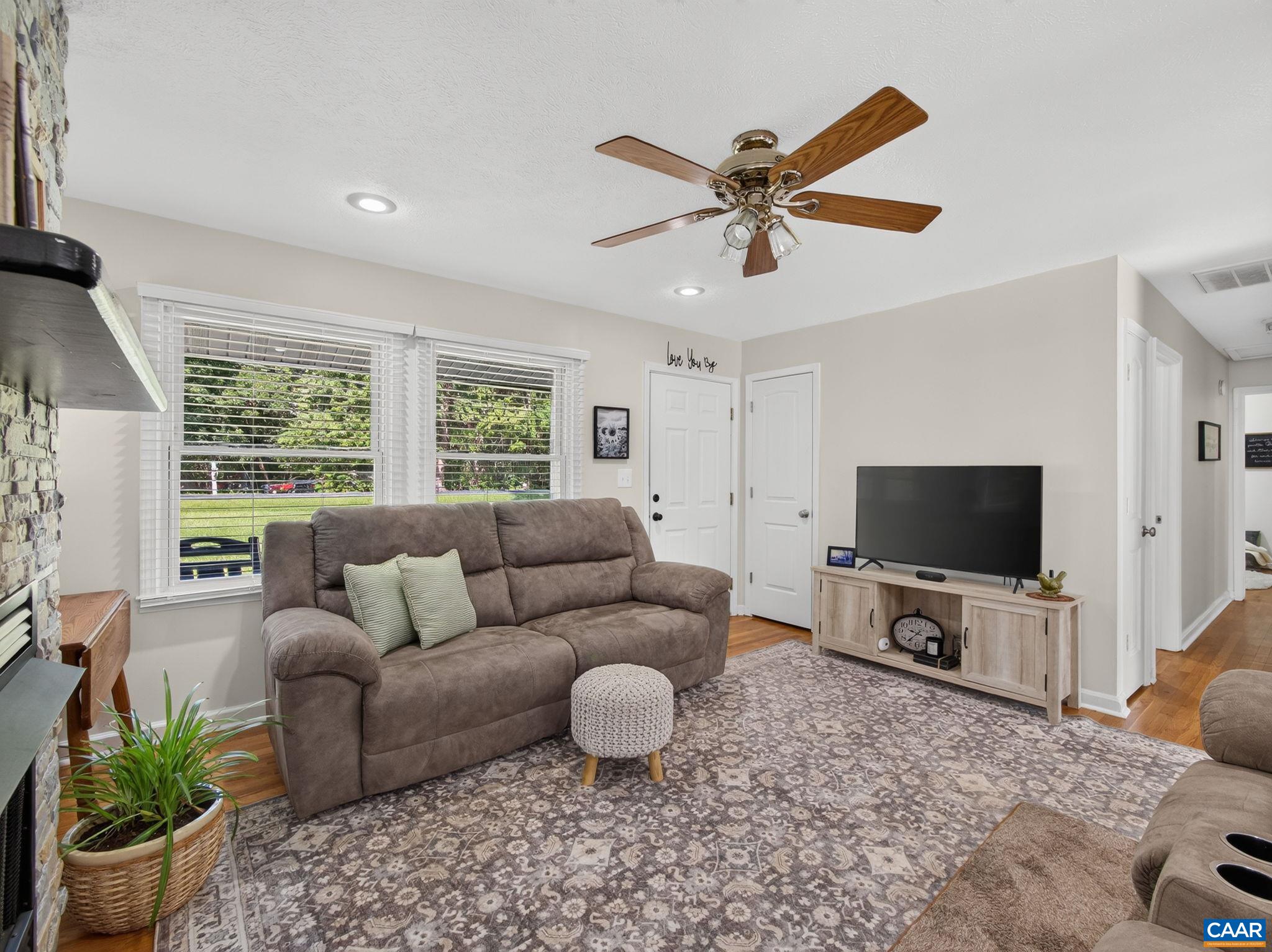 668 HADEN MARTIN RD, PALMYRA, Virginia 22963, 3 Bedrooms Bedrooms, ,1 BathroomBathrooms,Residential,668 HADEN MARTIN RD,682000 MLS # 682000