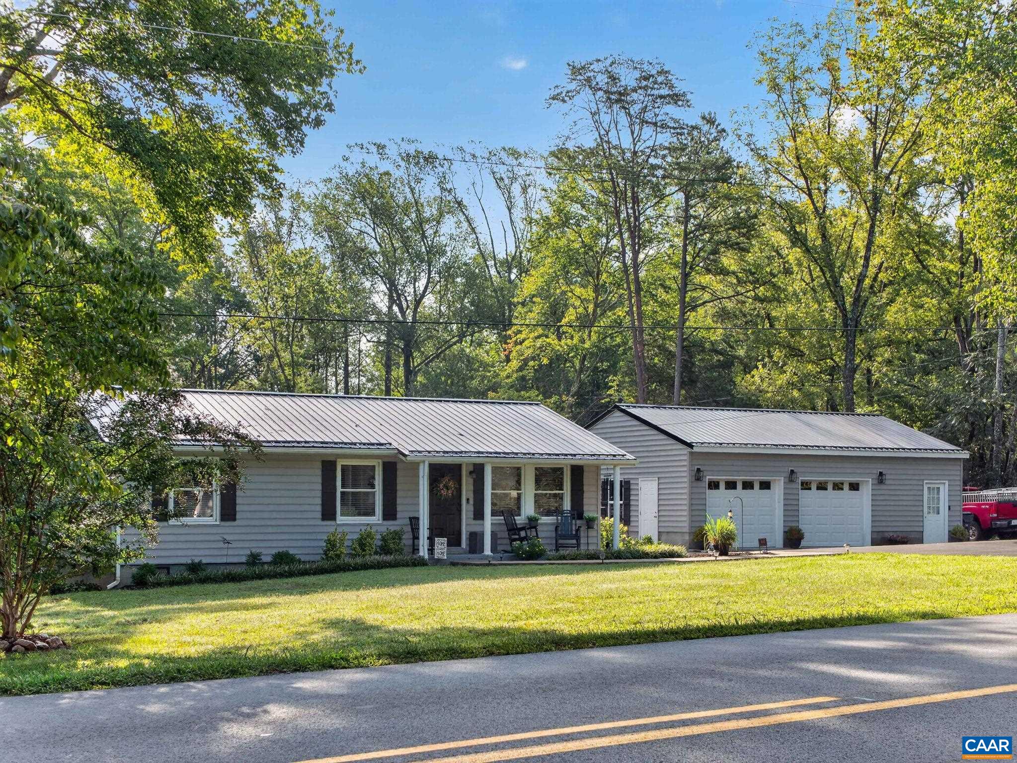 668 HADEN MARTIN RD, PALMYRA, Virginia 22963, 3 Bedrooms Bedrooms, ,1 BathroomBathrooms,Residential,668 HADEN MARTIN RD,682000 MLS # 682000