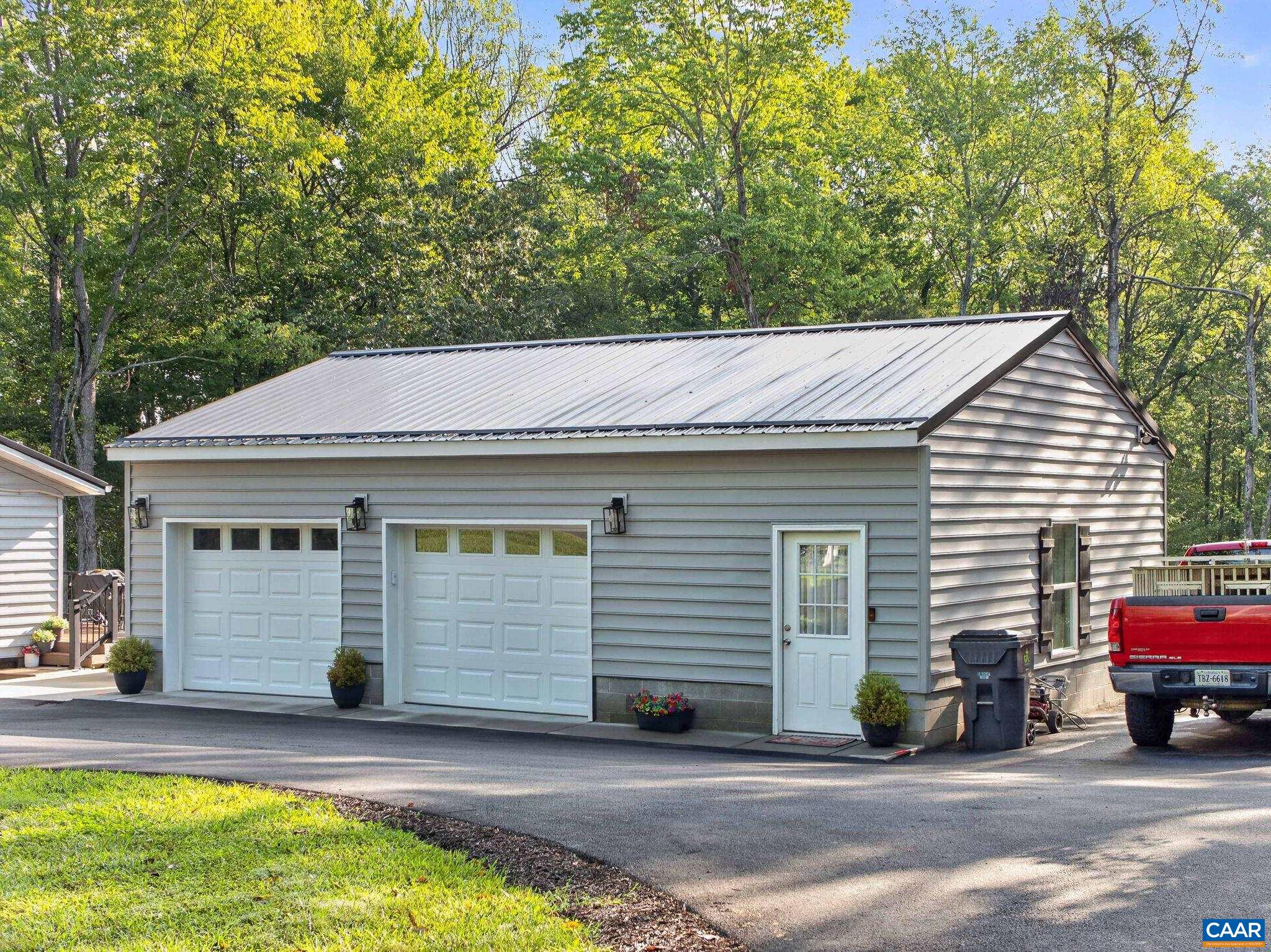 668 HADEN MARTIN RD, PALMYRA, Virginia 22963, 3 Bedrooms Bedrooms, ,1 BathroomBathrooms,Residential,668 HADEN MARTIN RD,682000 MLS # 682000