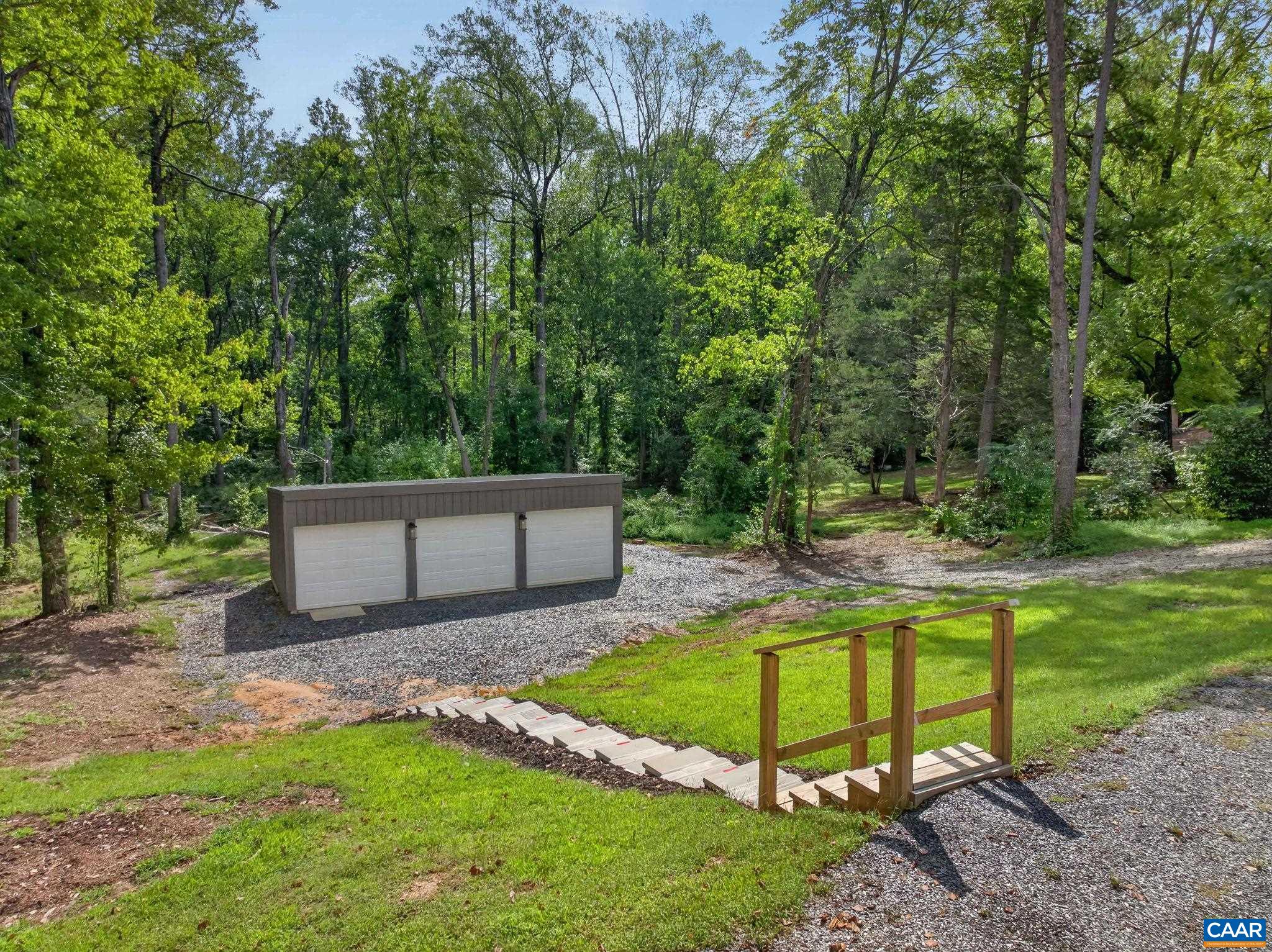 668 HADEN MARTIN RD, PALMYRA, Virginia 22963, 3 Bedrooms Bedrooms, ,1 BathroomBathrooms,Residential,668 HADEN MARTIN RD,682000 MLS # 682000