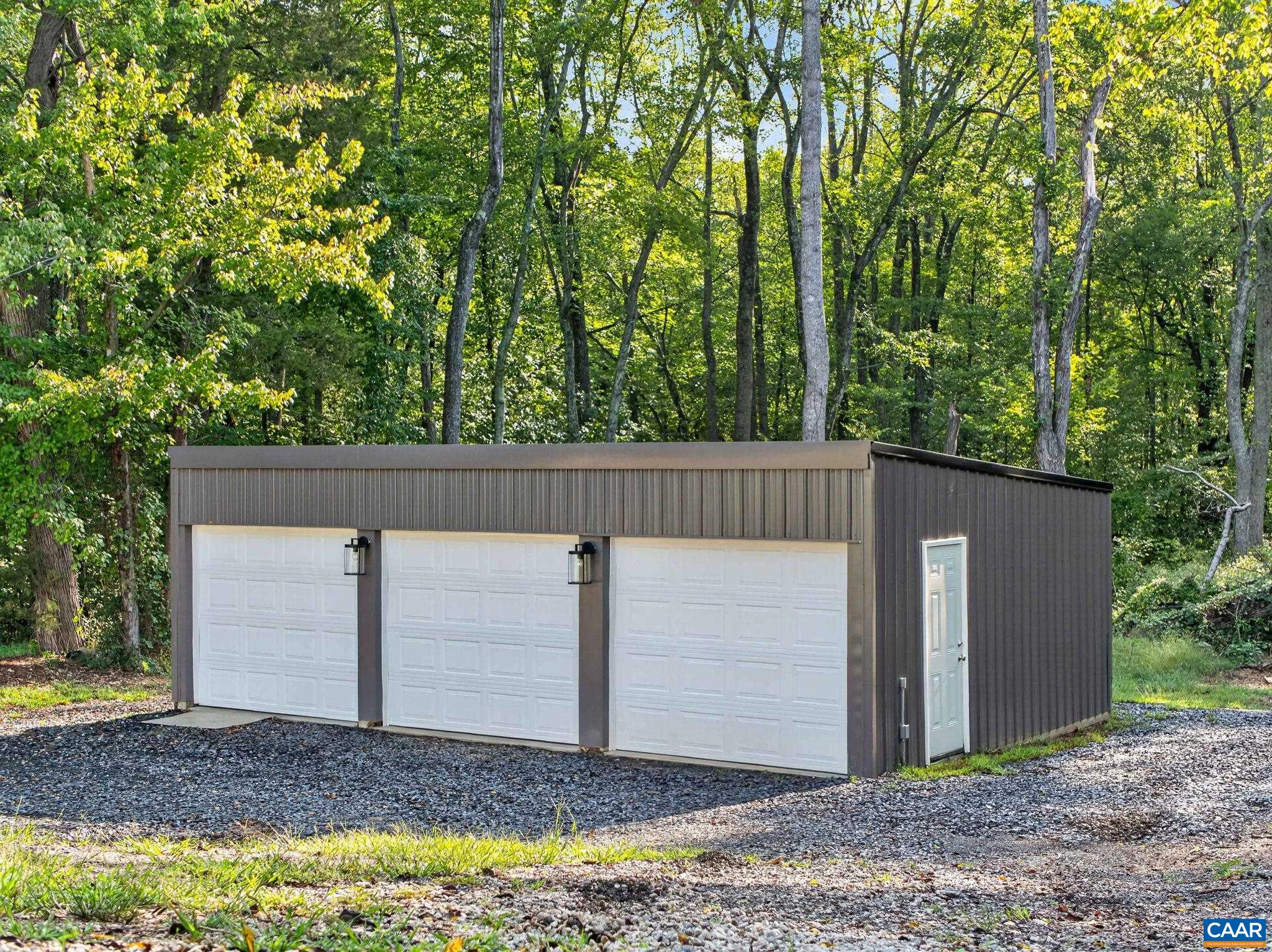 668 HADEN MARTIN RD, PALMYRA, Virginia 22963, 3 Bedrooms Bedrooms, ,1 BathroomBathrooms,Residential,668 HADEN MARTIN RD,682000 MLS # 682000