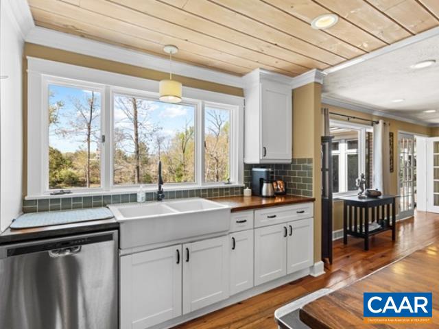 3505 SARAH DR, CHARLOTTESVILLE, Virginia 22911, 4 Bedrooms Bedrooms, ,3 BathroomsBathrooms,Residential,3505 SARAH DR,681368 MLS # 681368