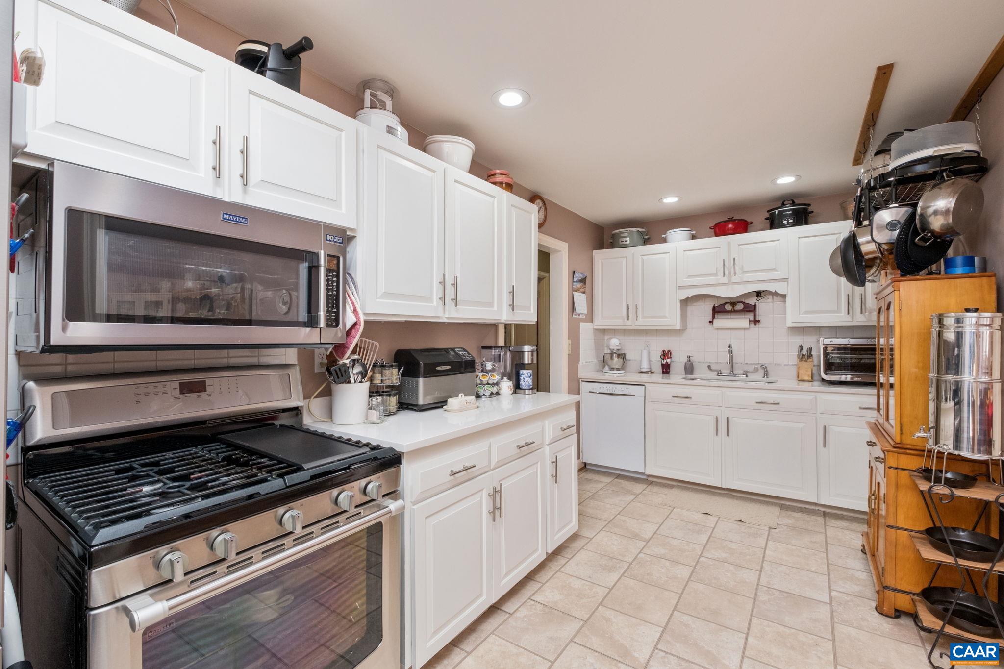 611 A ST, STAUNTON, Virginia 24401, 3 Bedrooms Bedrooms, ,1 BathroomBathrooms,Residential,611 A ST,681407 MLS # 681407