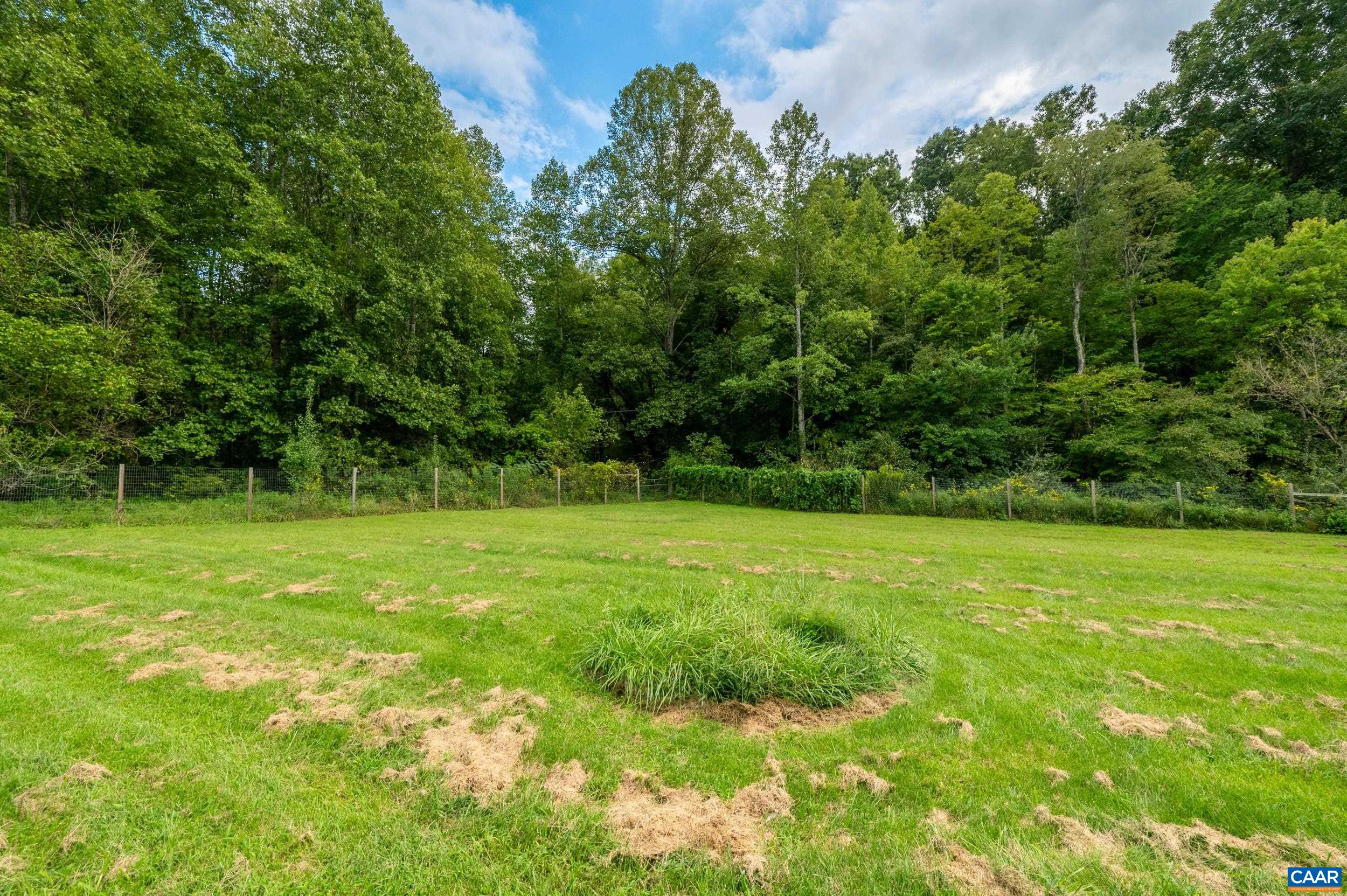 2261 LOCUST HOLLOW RD, CHARLOTTESVILLE, Virginia 22903, 4 Bedrooms Bedrooms, ,3 BathroomsBathrooms,Residential,2261 LOCUST HOLLOW RD,682009 MLS # 682009 2261 LOCUST HOLLOW RD, CHARLOTTESVILLE, Virginia 22903, 4 Bedrooms Bedrooms, ,3 BathroomsBathrooms,Residential,2261 LOCUST HOLLOW RD,682009 MLS # 682009
