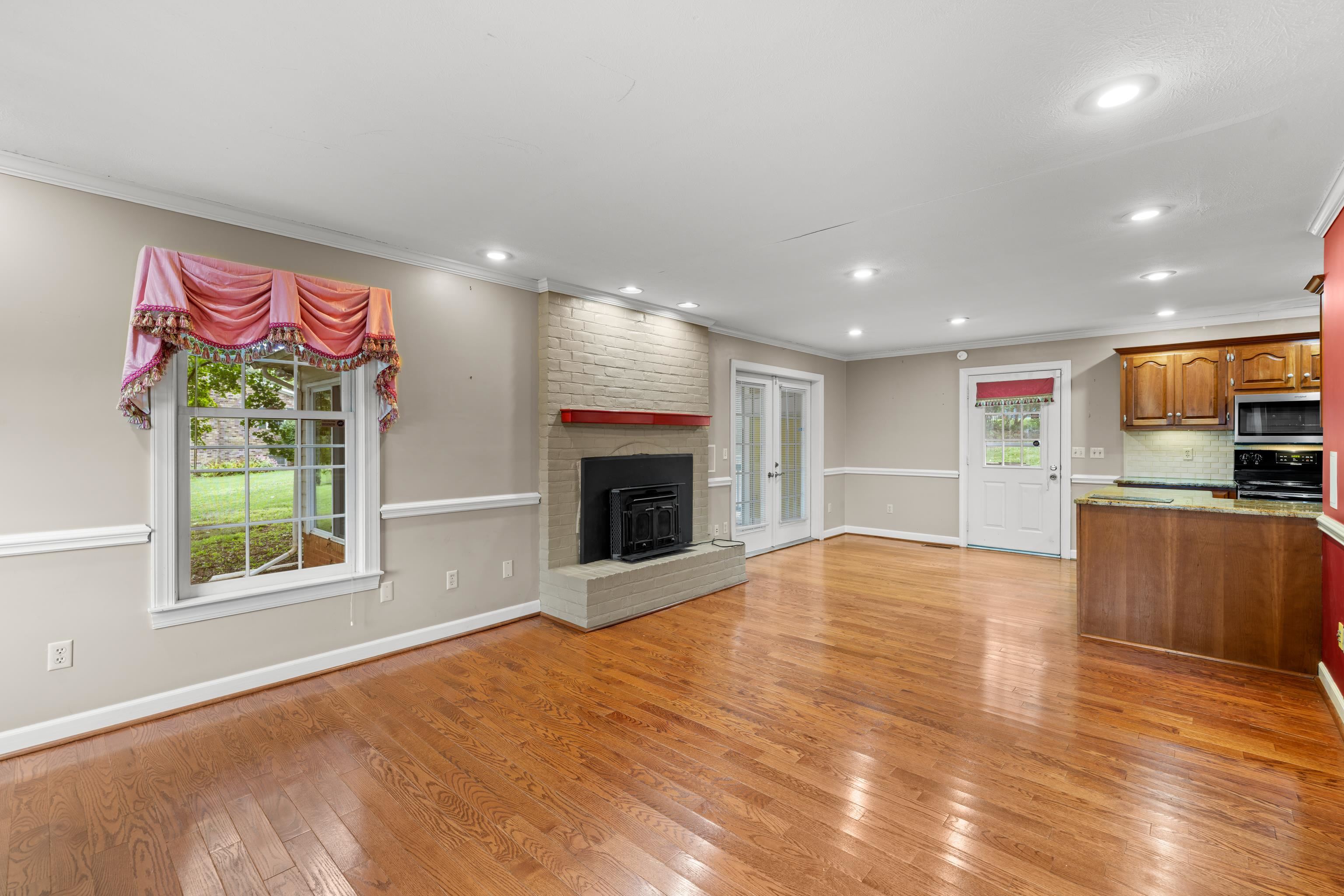 108 RORRER CIR, ROCKINGHAM, Virginia 22801, 4 Bedrooms Bedrooms, ,2 BathroomsBathrooms,Residential,108 RORRER CIR,682012 MLS # 682012