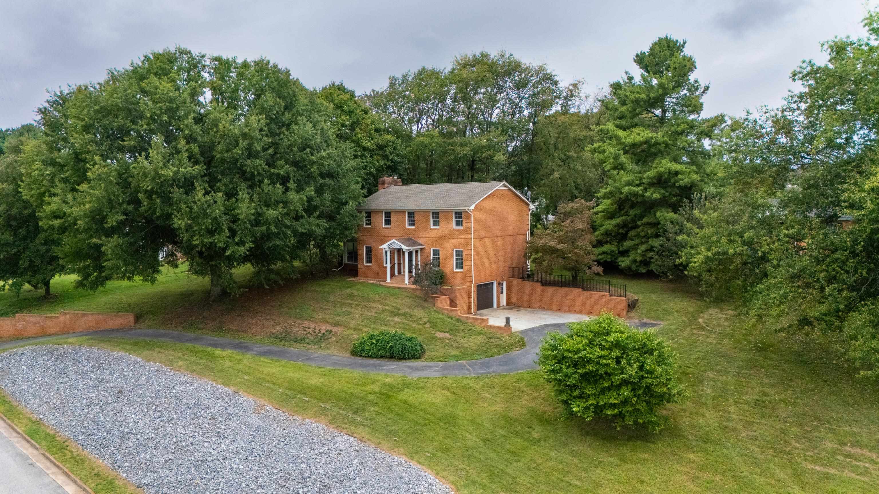 108 RORRER CIR, ROCKINGHAM, Virginia 22801, 4 Bedrooms Bedrooms, ,2 BathroomsBathrooms,Residential,108 RORRER CIR,682012 MLS # 682012