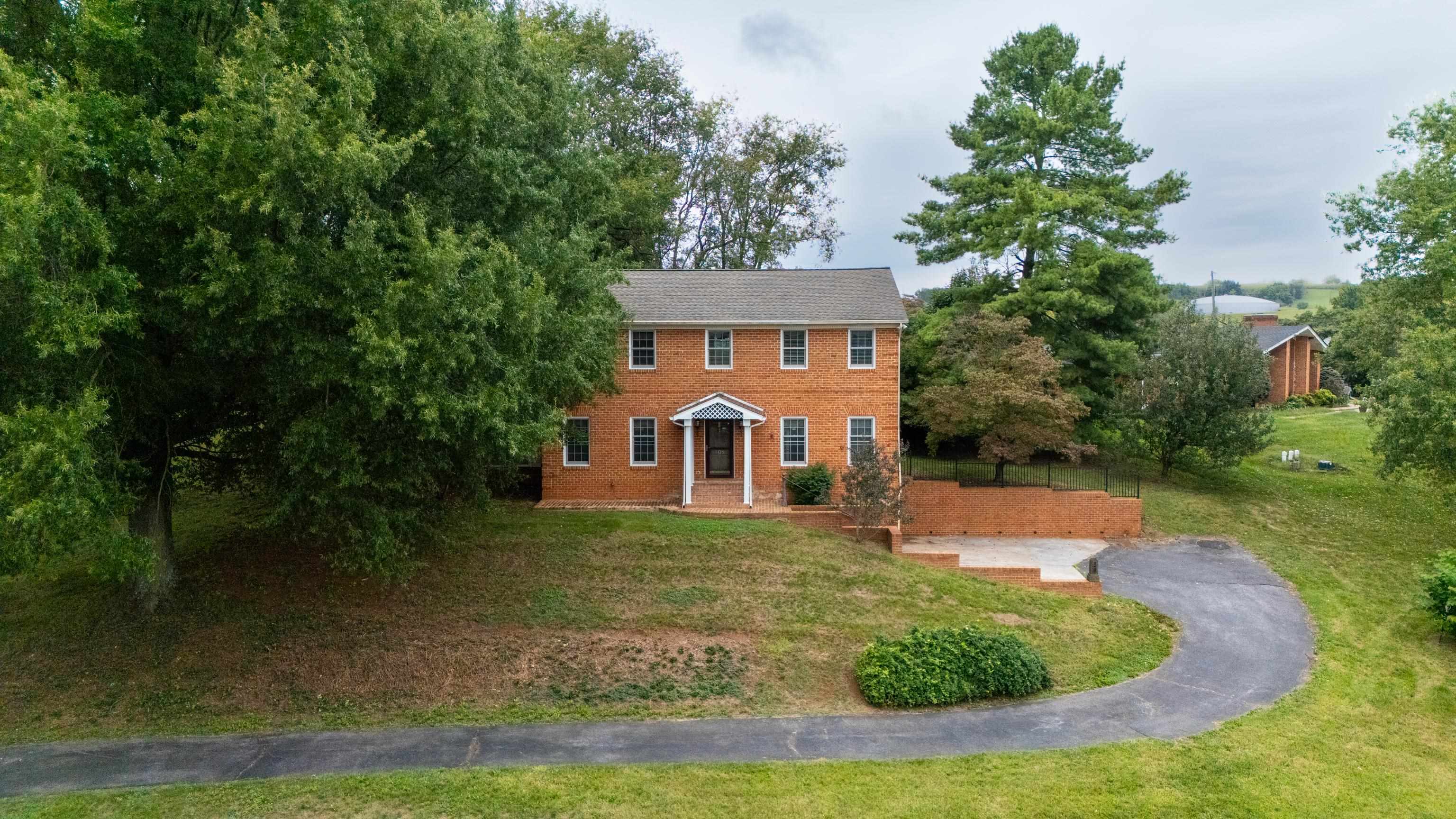 108 RORRER CIR, ROCKINGHAM, Virginia 22801, 4 Bedrooms Bedrooms, ,2 BathroomsBathrooms,Residential,108 RORRER CIR,682012 MLS # 682012