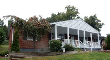 85 ROUTIER HILL RD, HOT SPRINGS, Virginia 24445, 3 Bedrooms Bedrooms, ,2 BathroomsBathrooms,Residential,85 ROUTIER HILL RD,682013 MLS # 682013